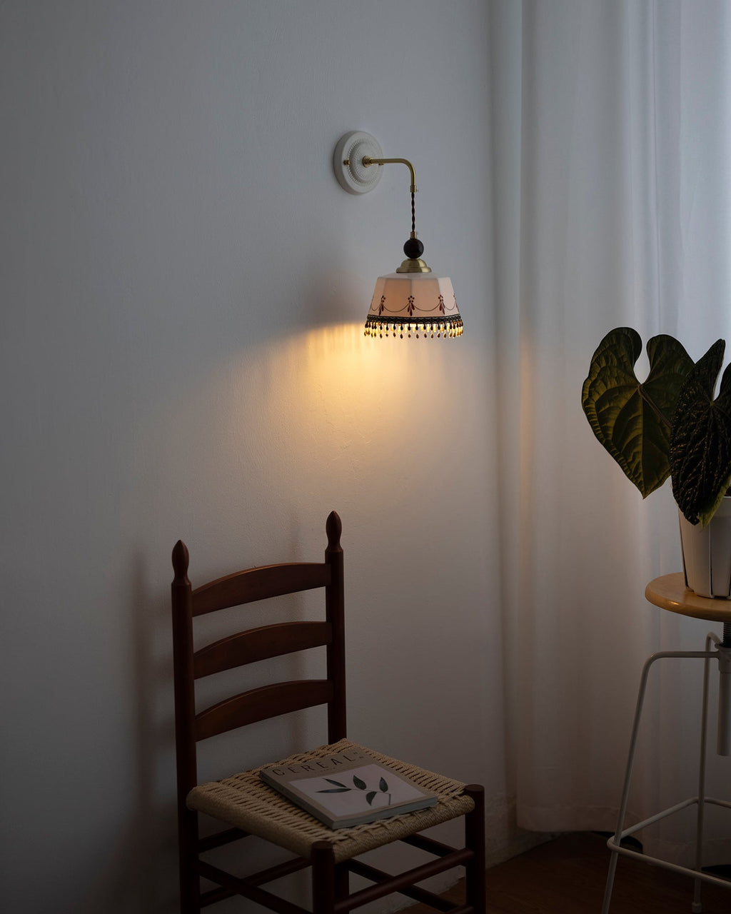 Noemi Wall Lamp