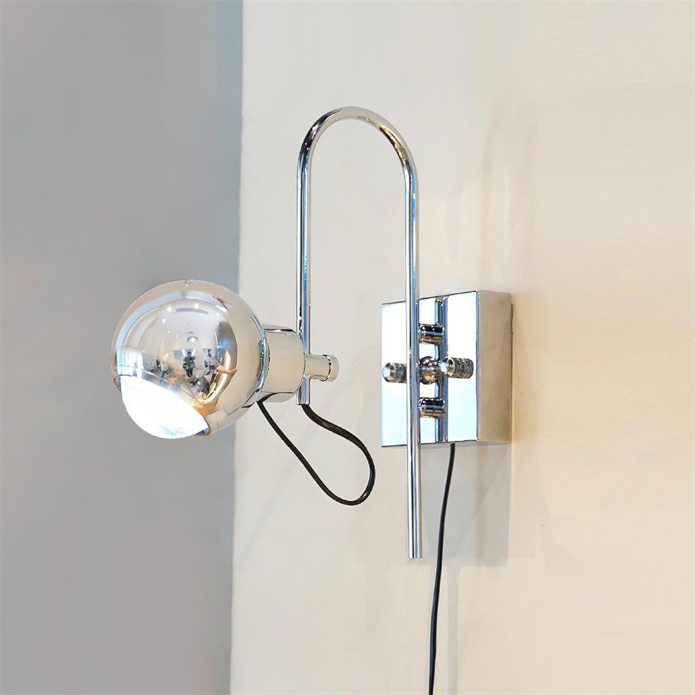 Nova Dot Wall Lamp