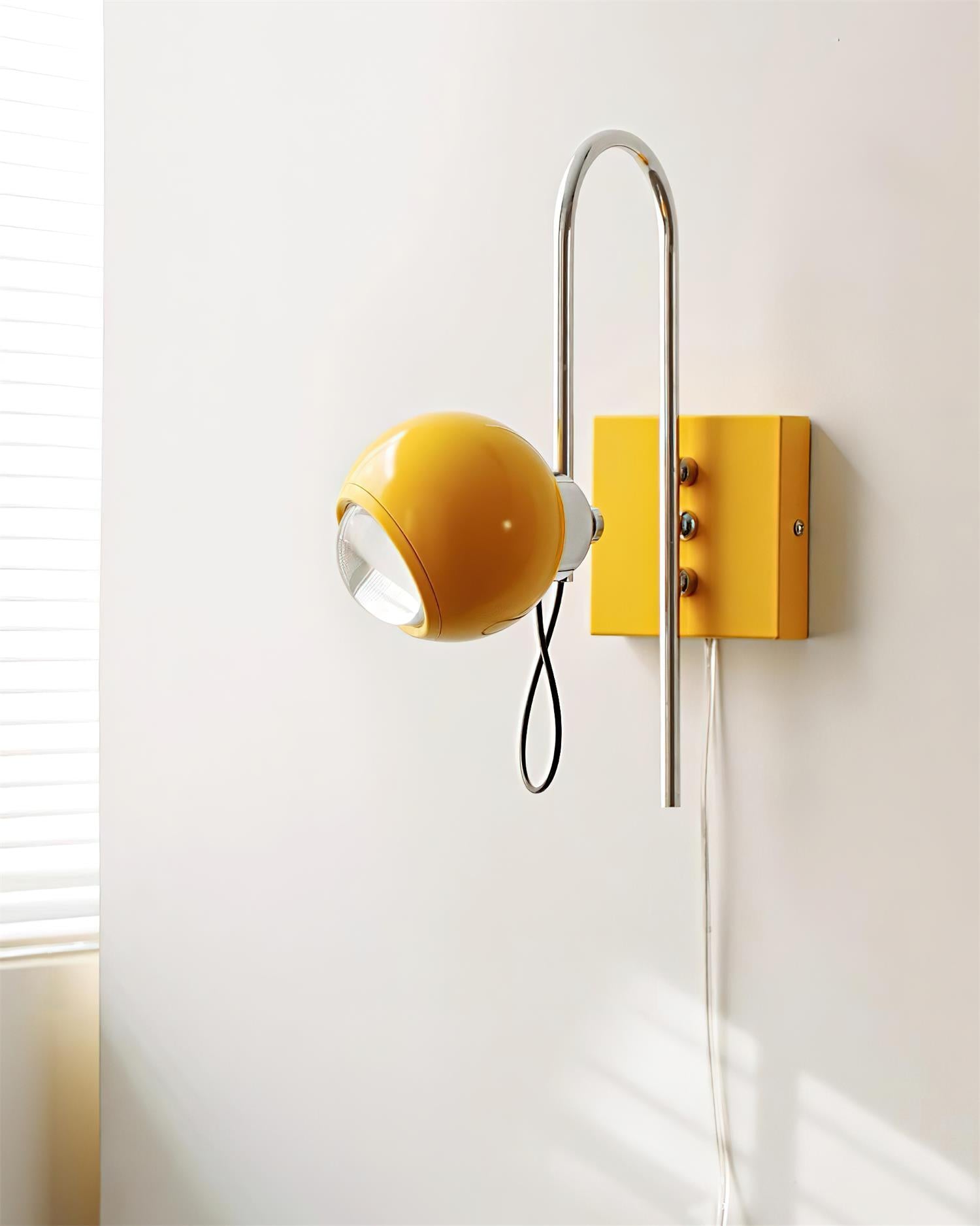 Nova Dot Wall Lamp