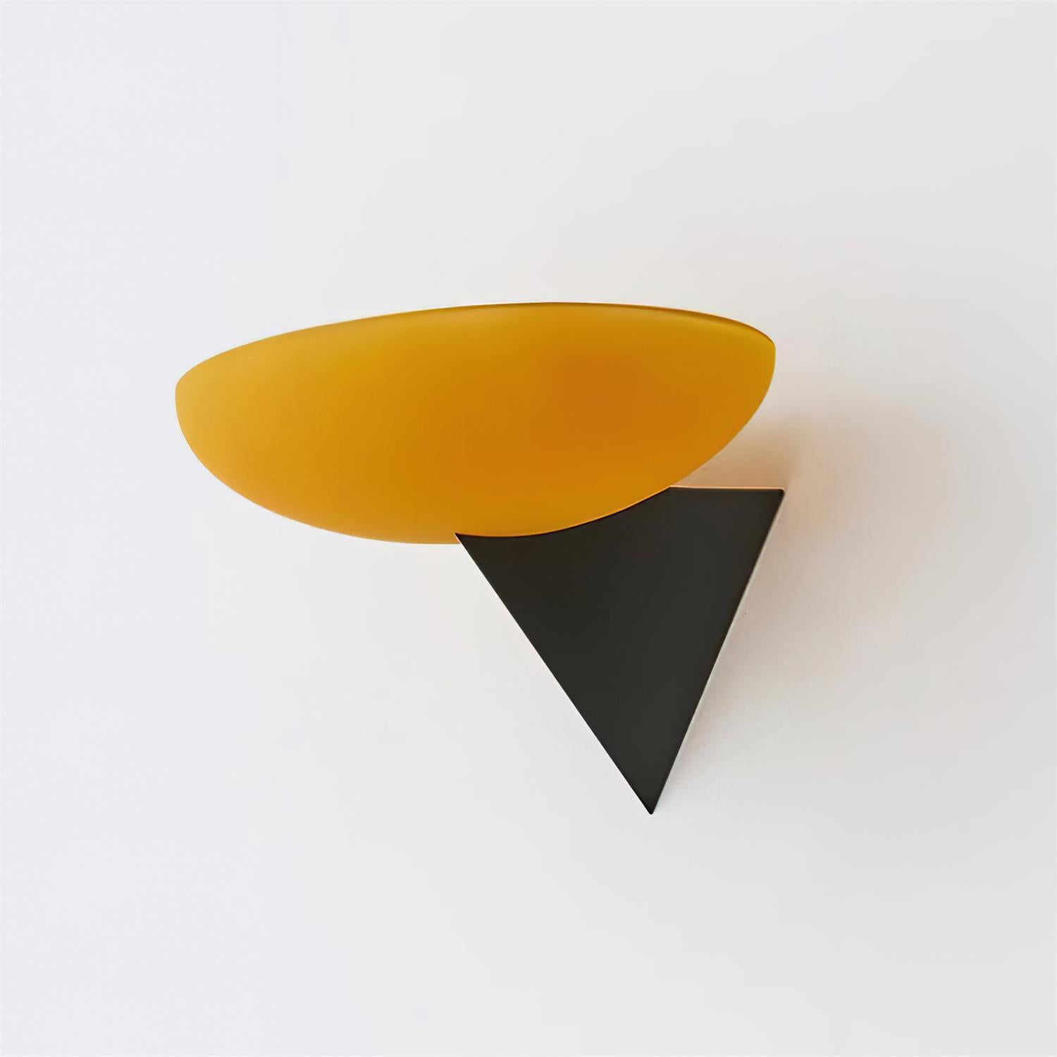Novi Wall Lamp