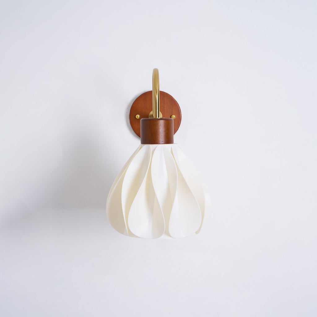 Novus Wall Lamp