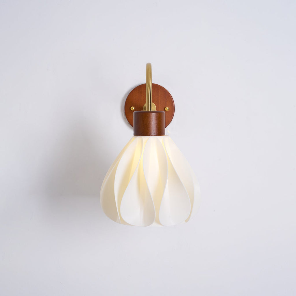 Novus Wall Lamp