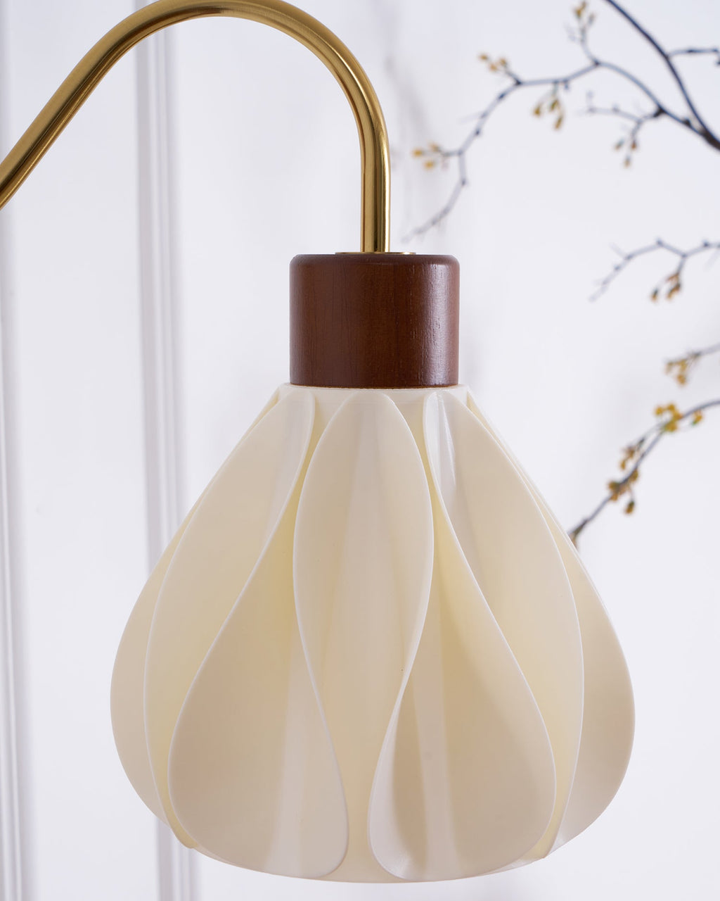 Novus Wall Lamp