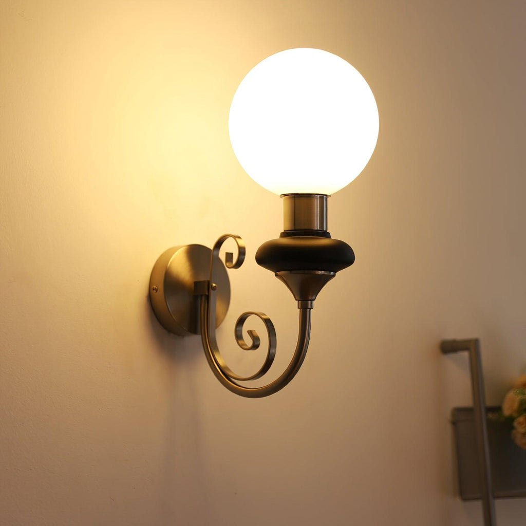 Onyx Wall Lamp