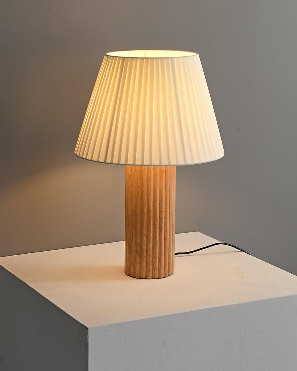 Paavo Table Lamp