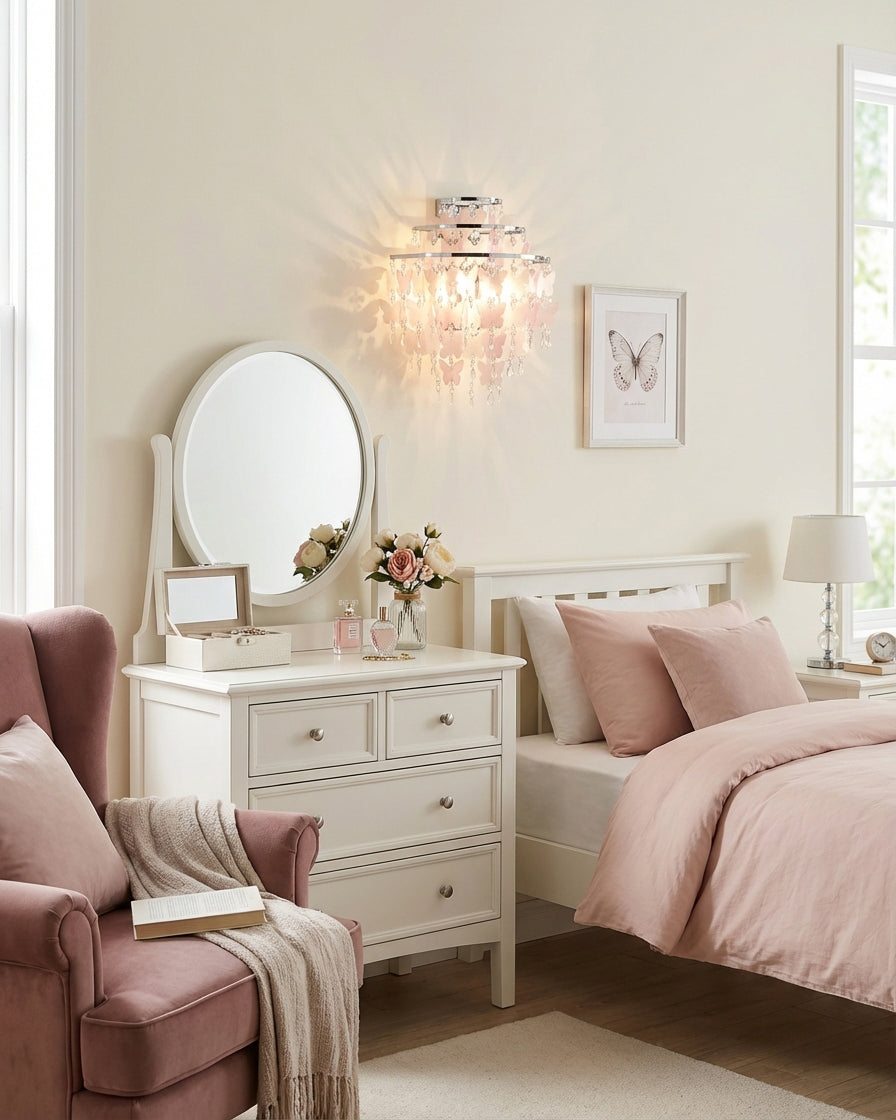 Papillia Wall Lamp