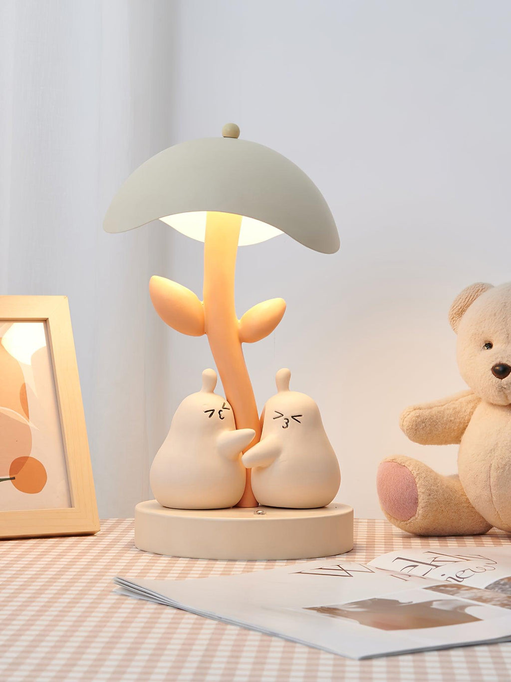 Pear Hug Table Lamp