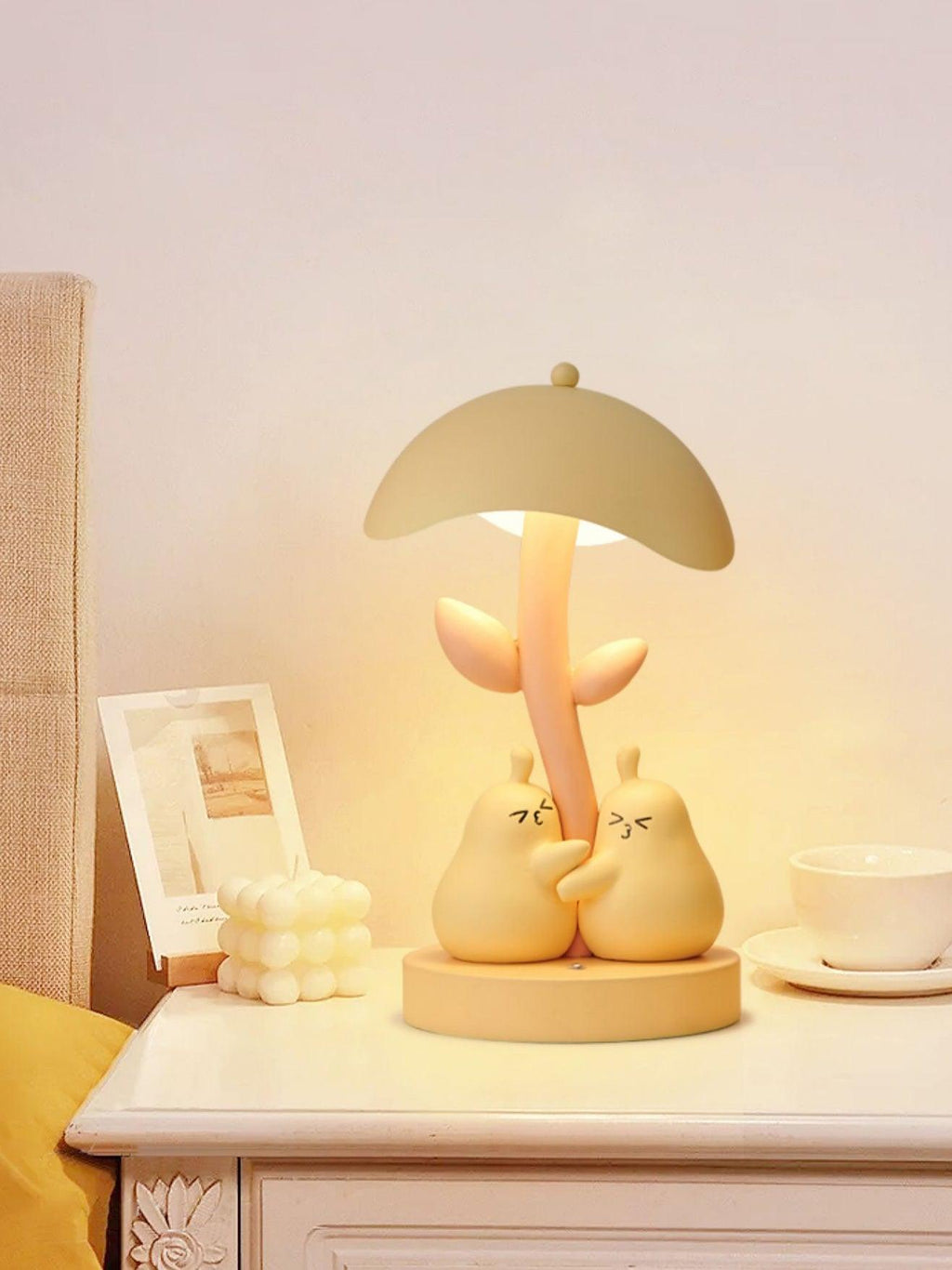 Pear Hug Table Lamp