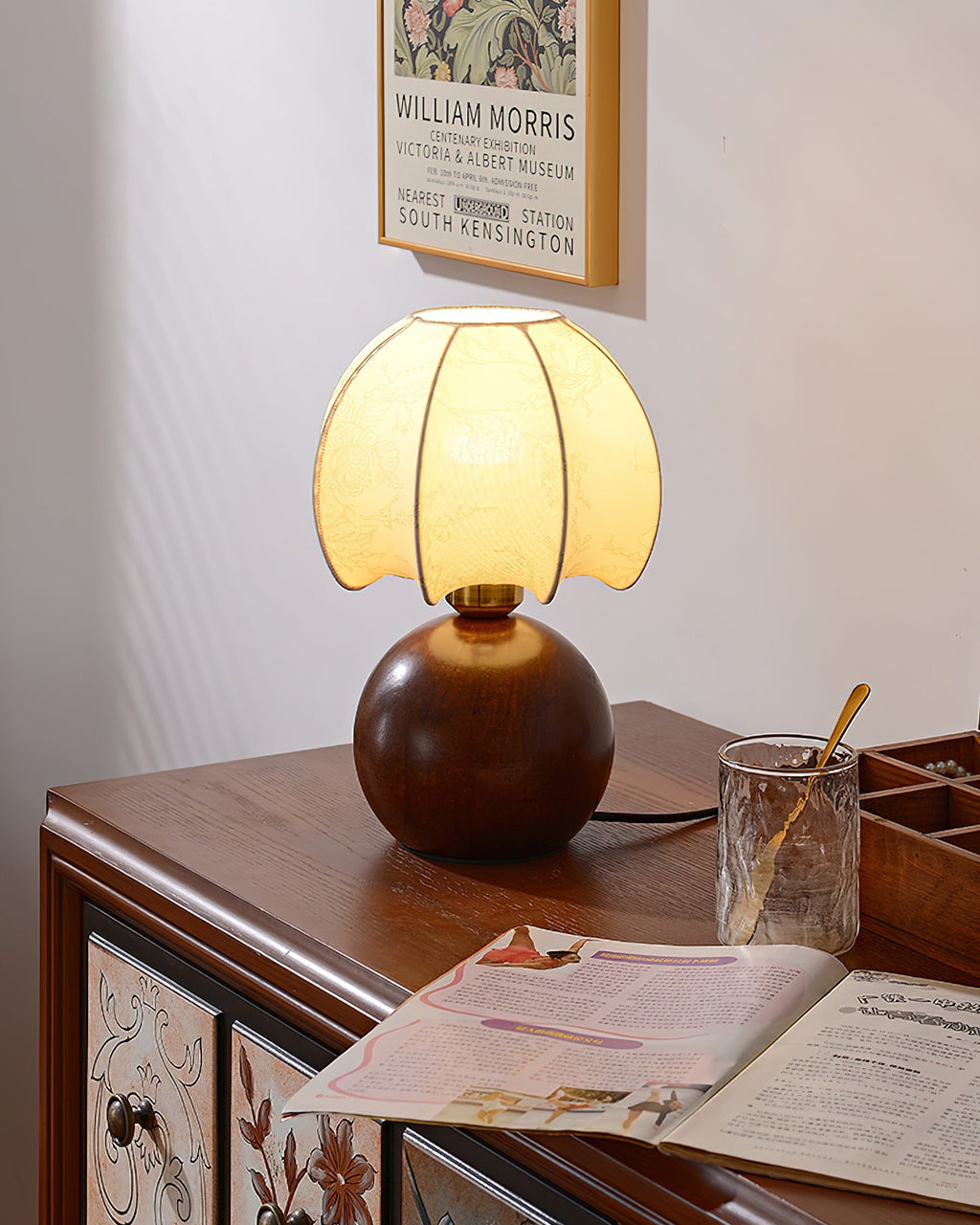 Peonies Table Light