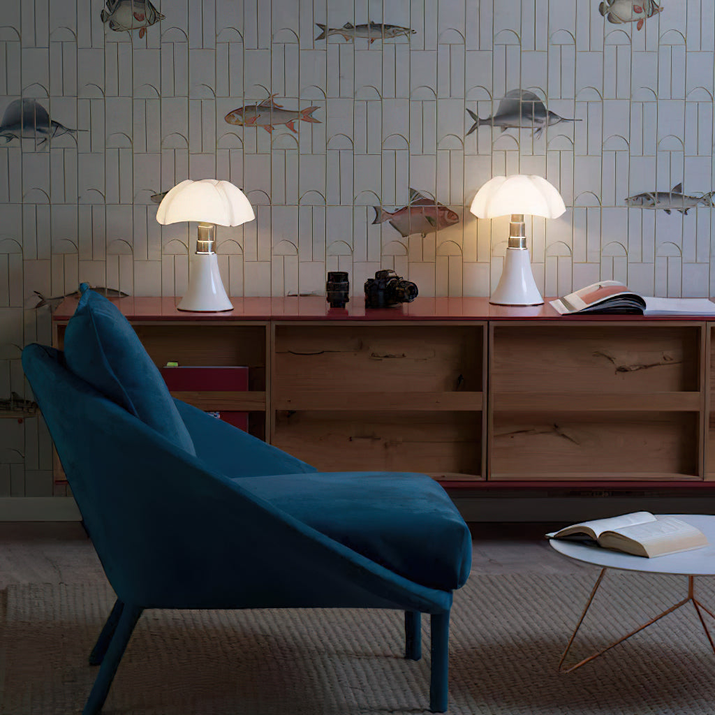 Petalica Table Lamp