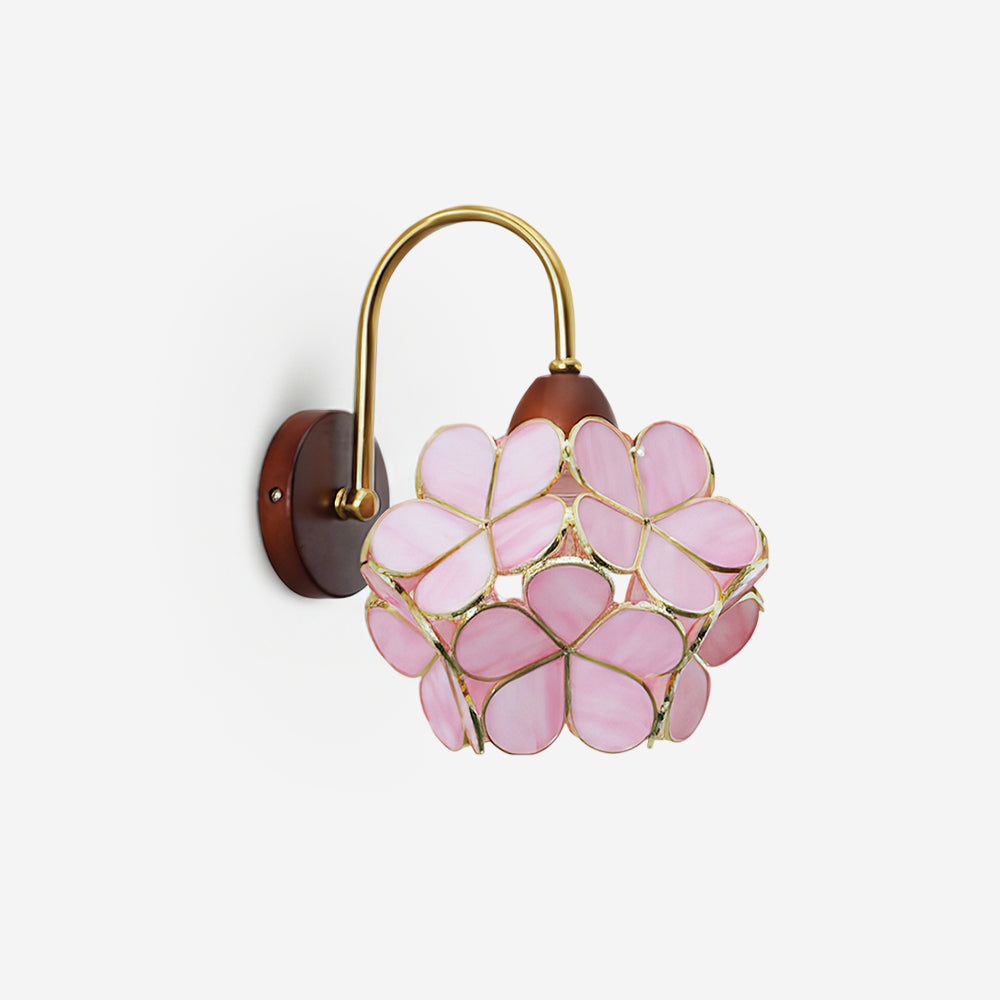 Petalora Wall Lamp