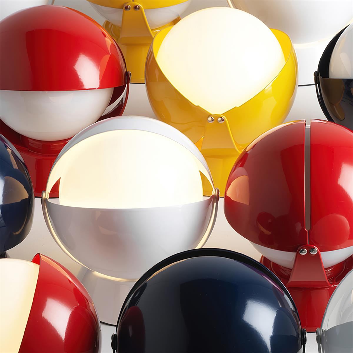 Pileino Table Lamp