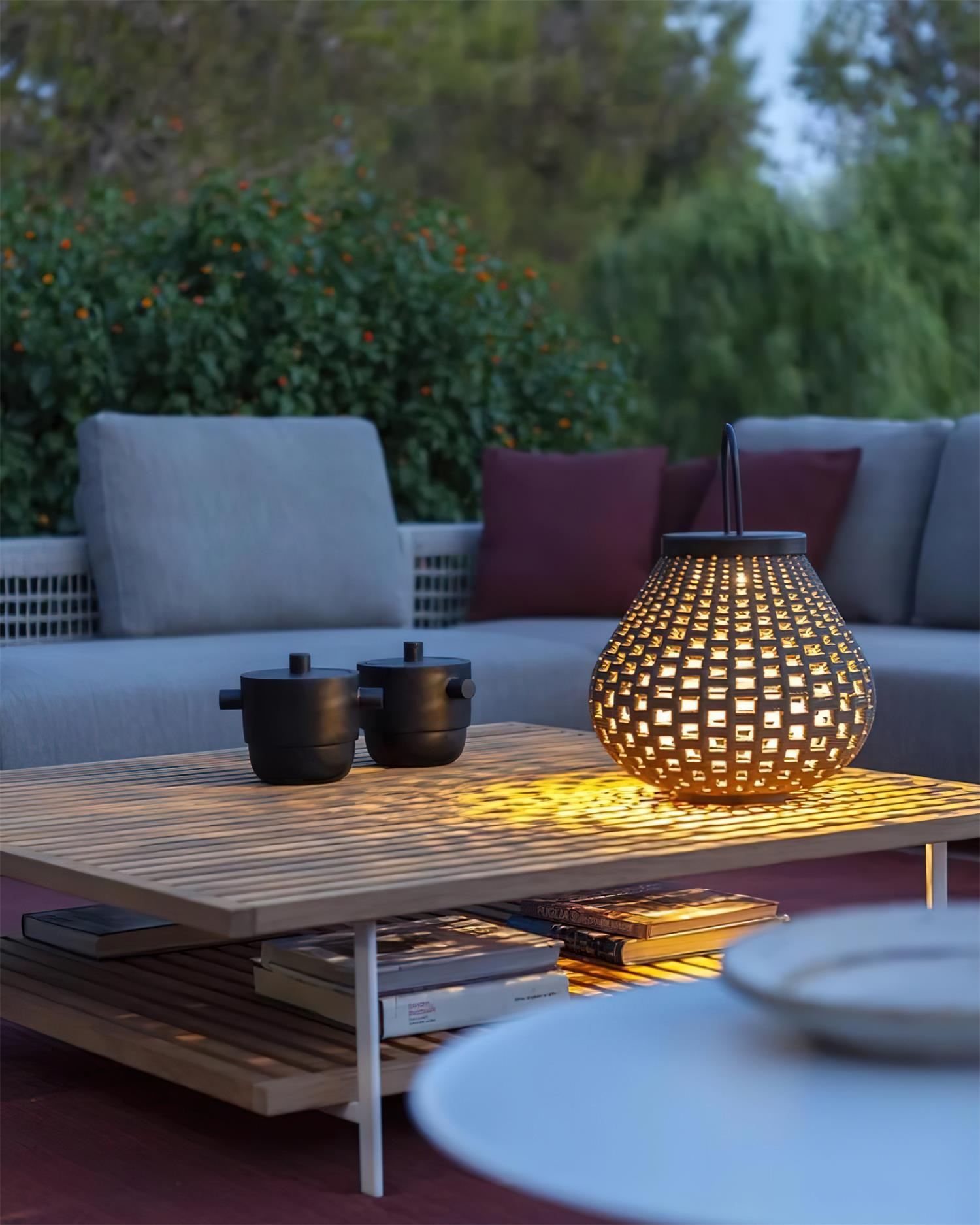 Poltrona Lantern Outdoor Lamp