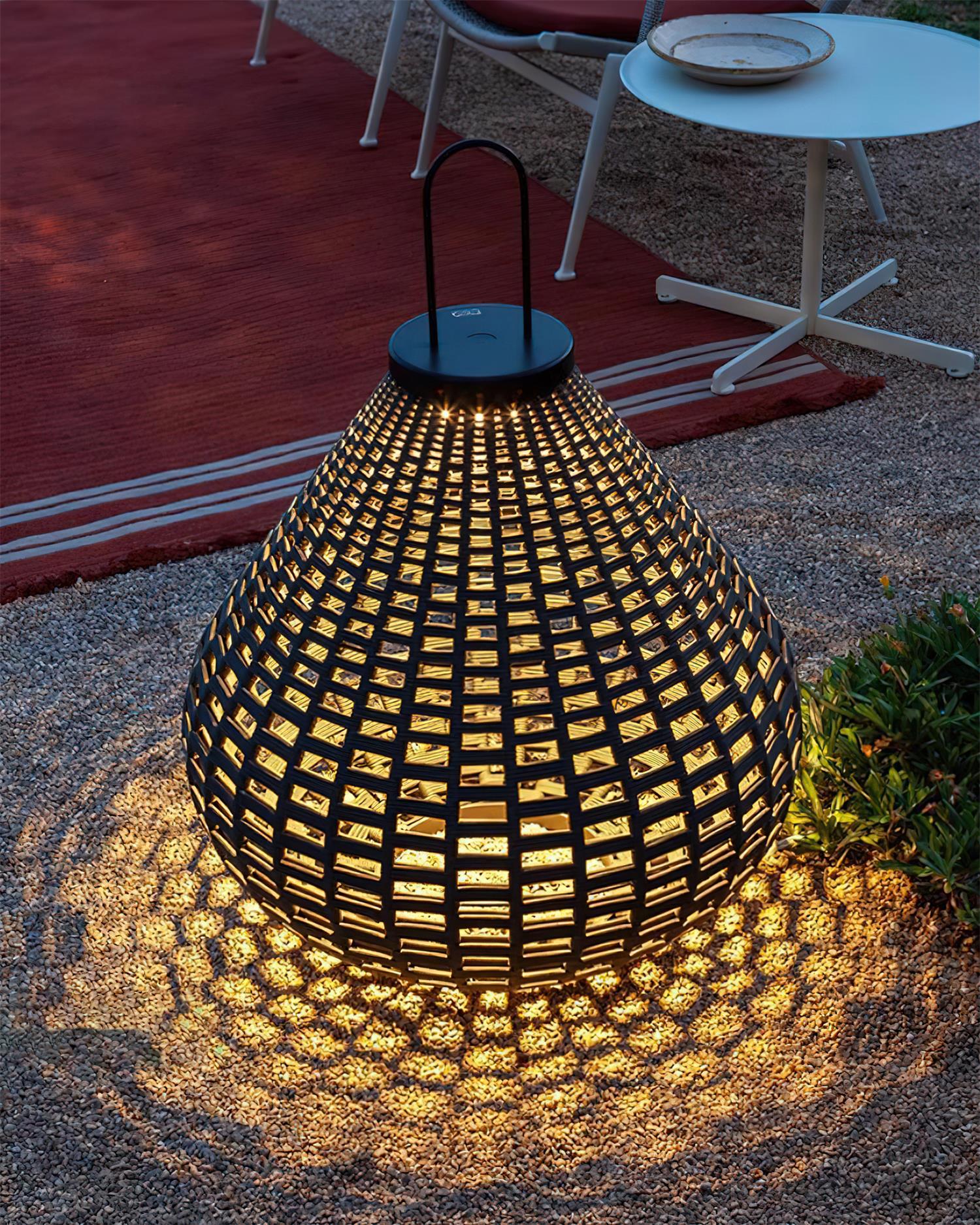 Poltrona Lantern Outdoor Lamp