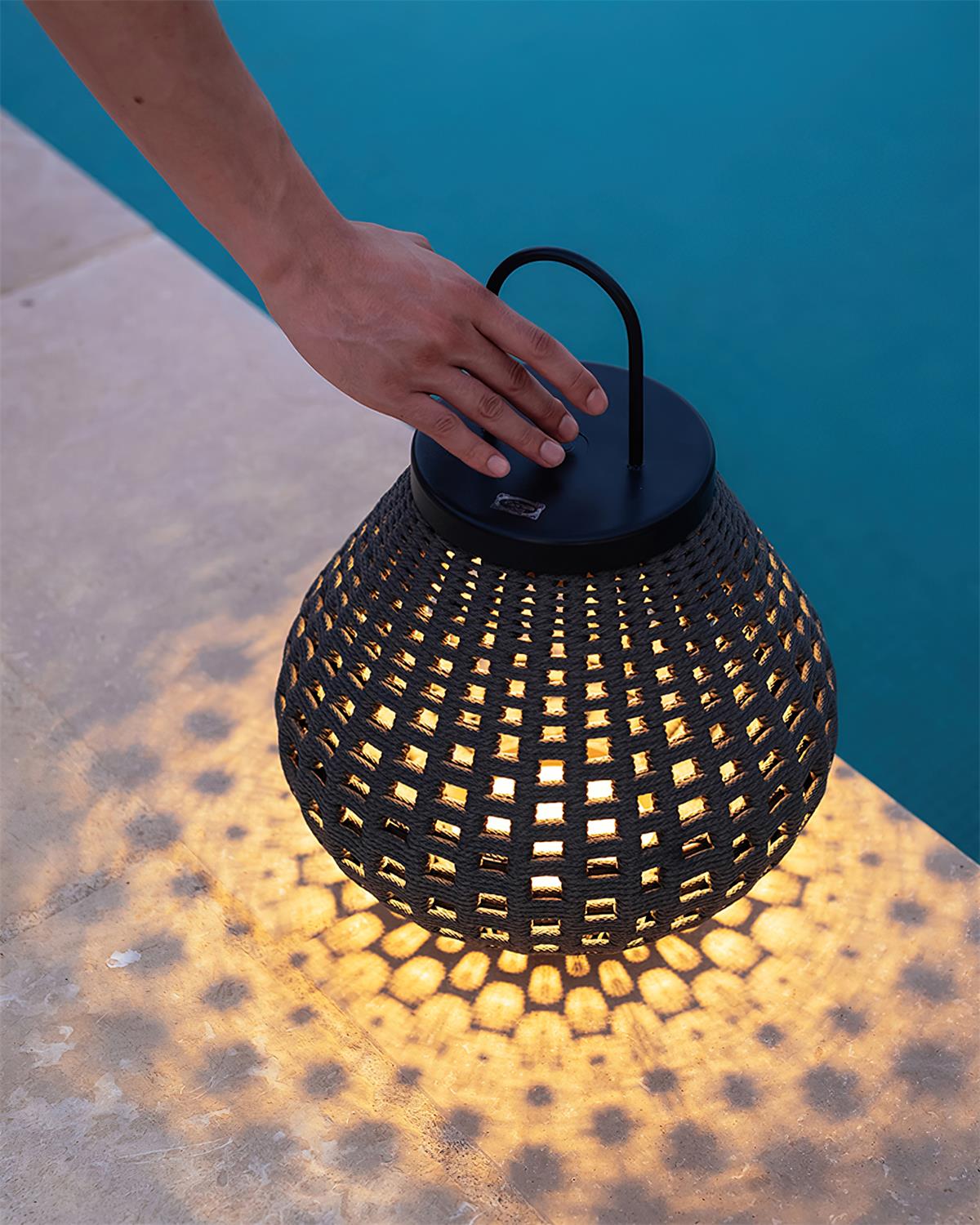 Poltrona Lantern Outdoor Lamp