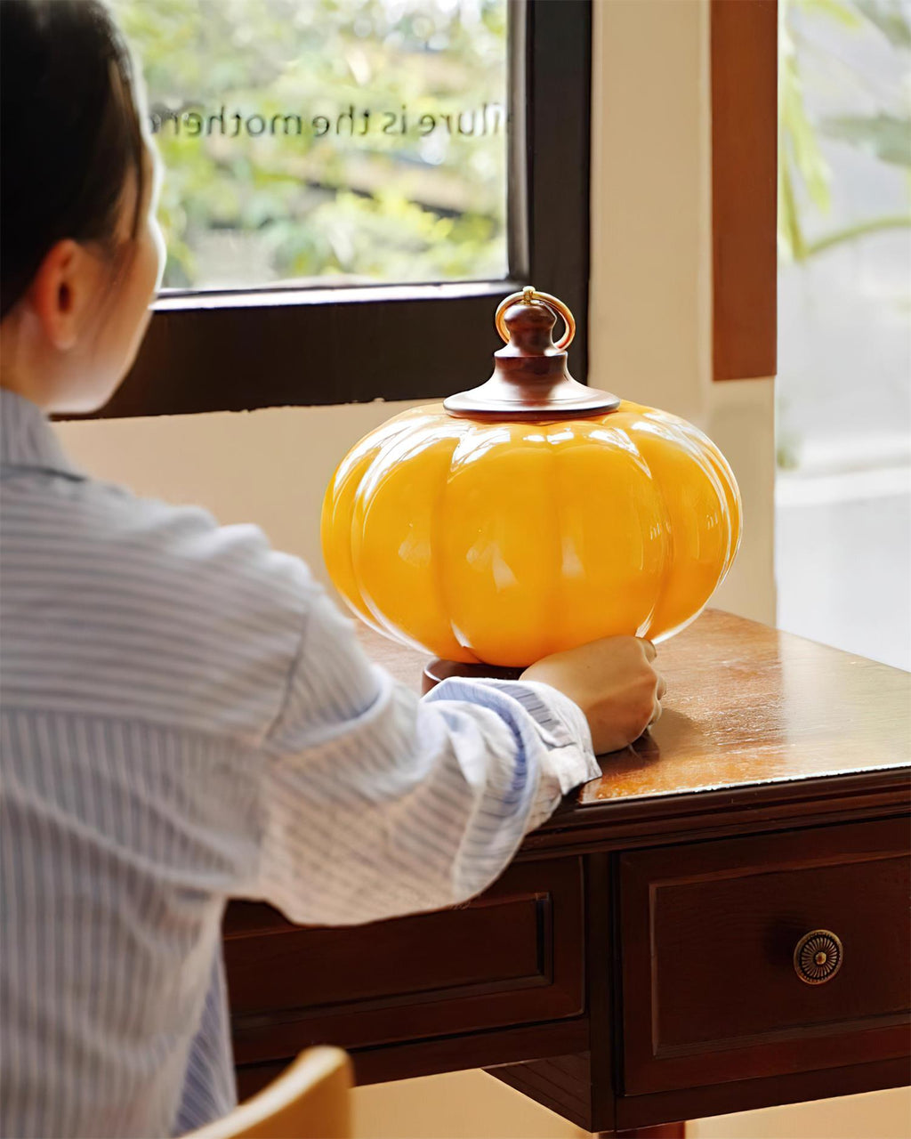 Pumpkin Glass Table Lamp