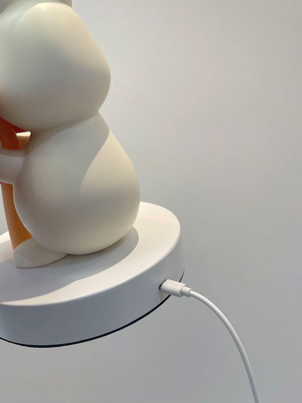 Rabbit Hug Table Lamp