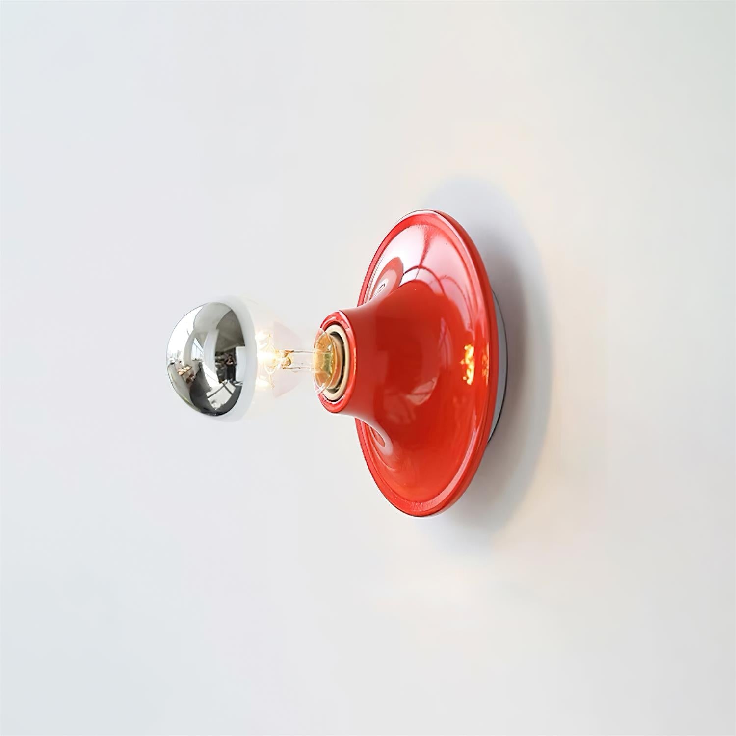 Radiora Wall Lamp