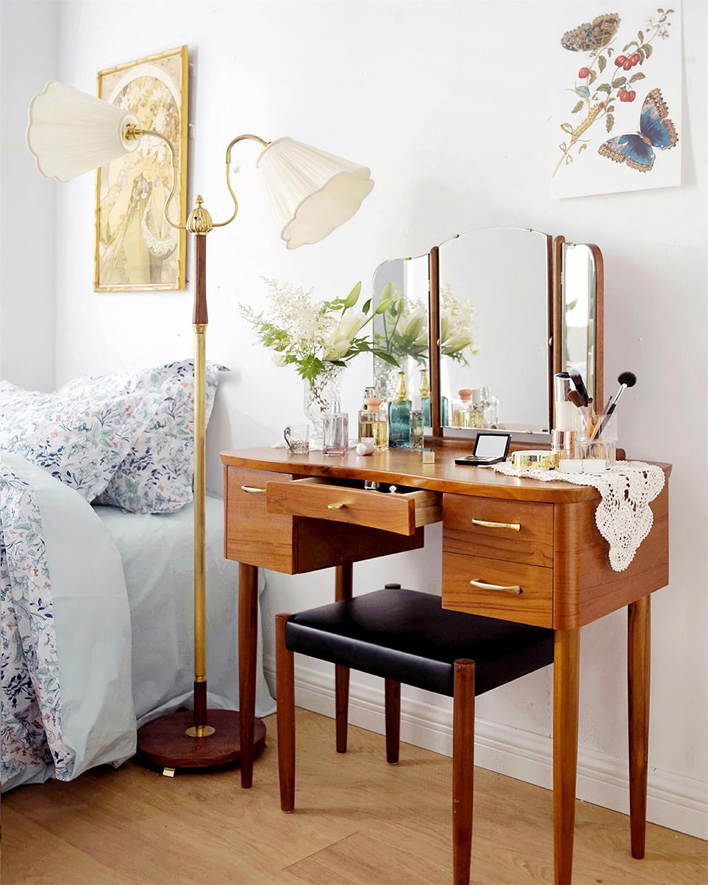 Ramira Floor Lamp
