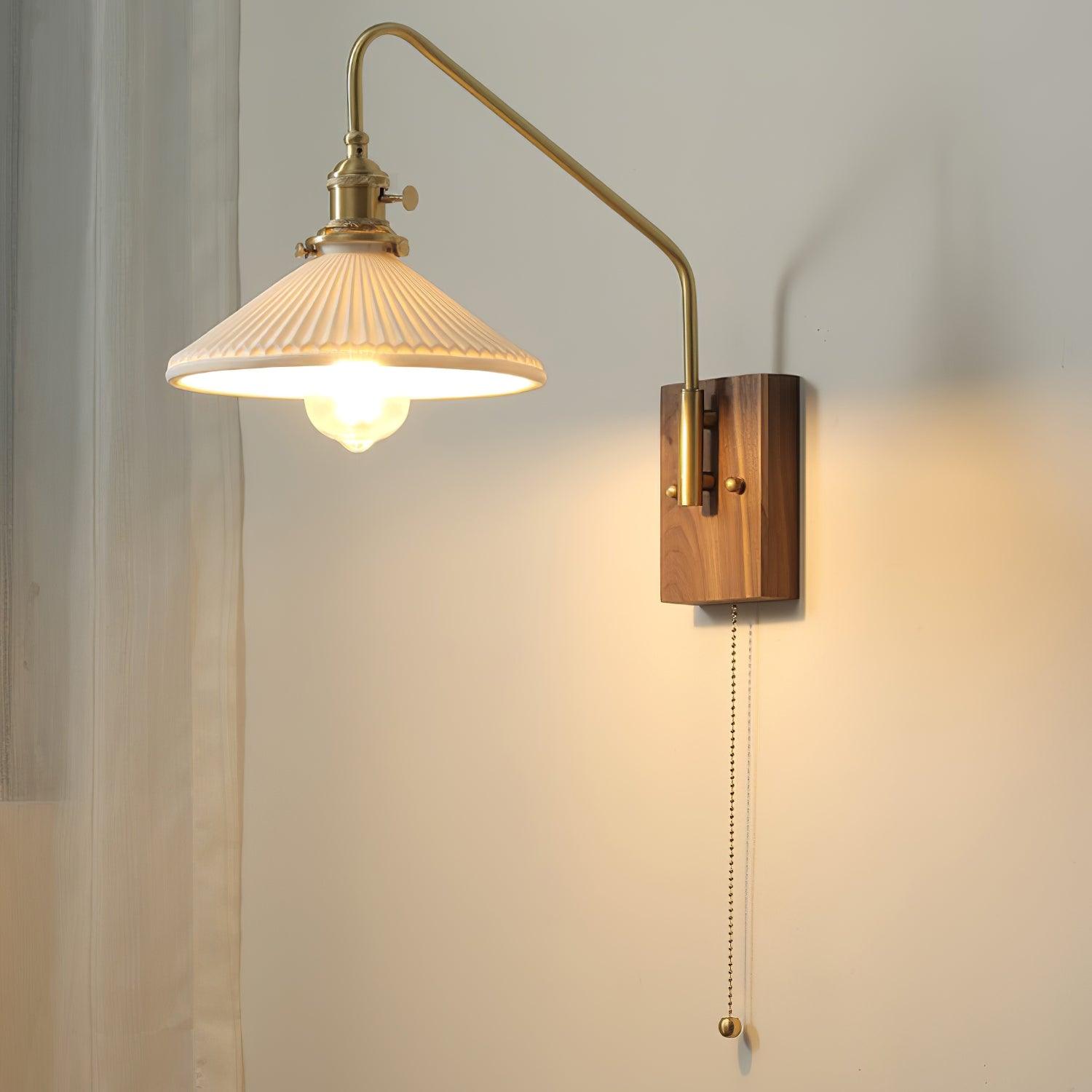 Retro Kelsey Wall Lamp