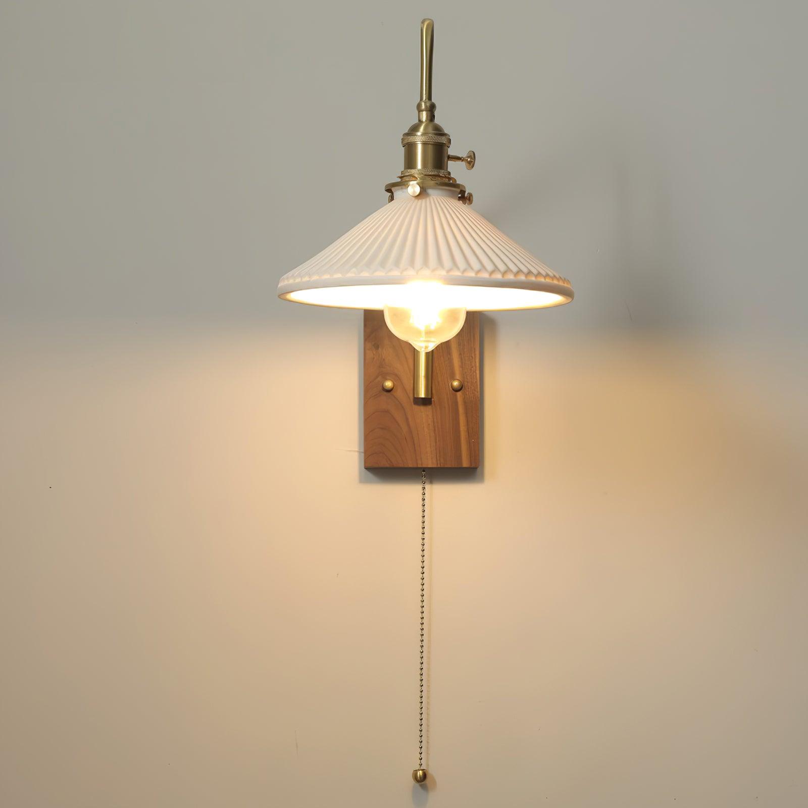 Retro Kelsey Wall Lamp