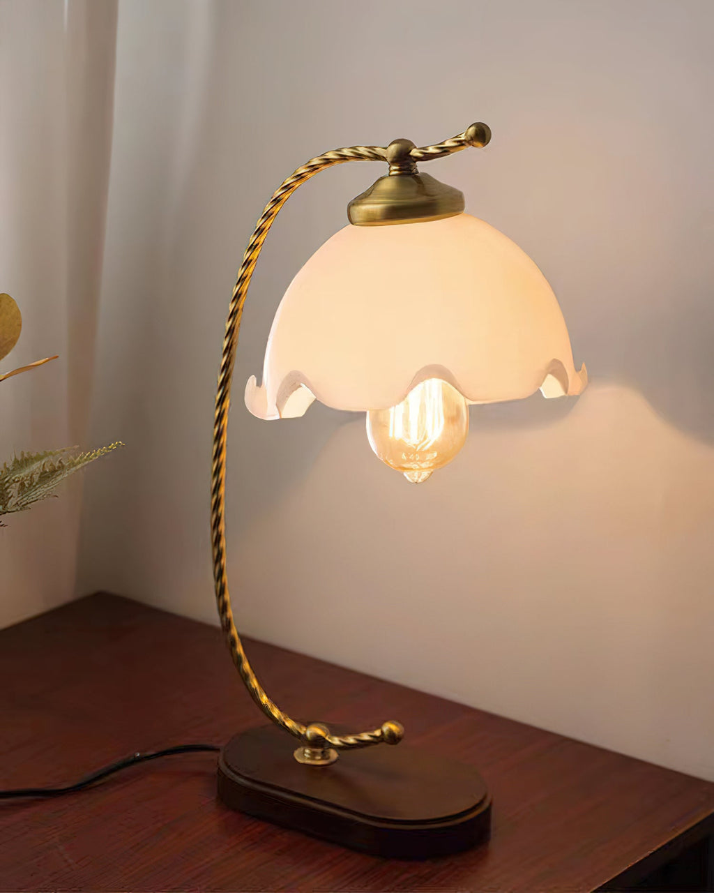 Retro Keya Table Lamp