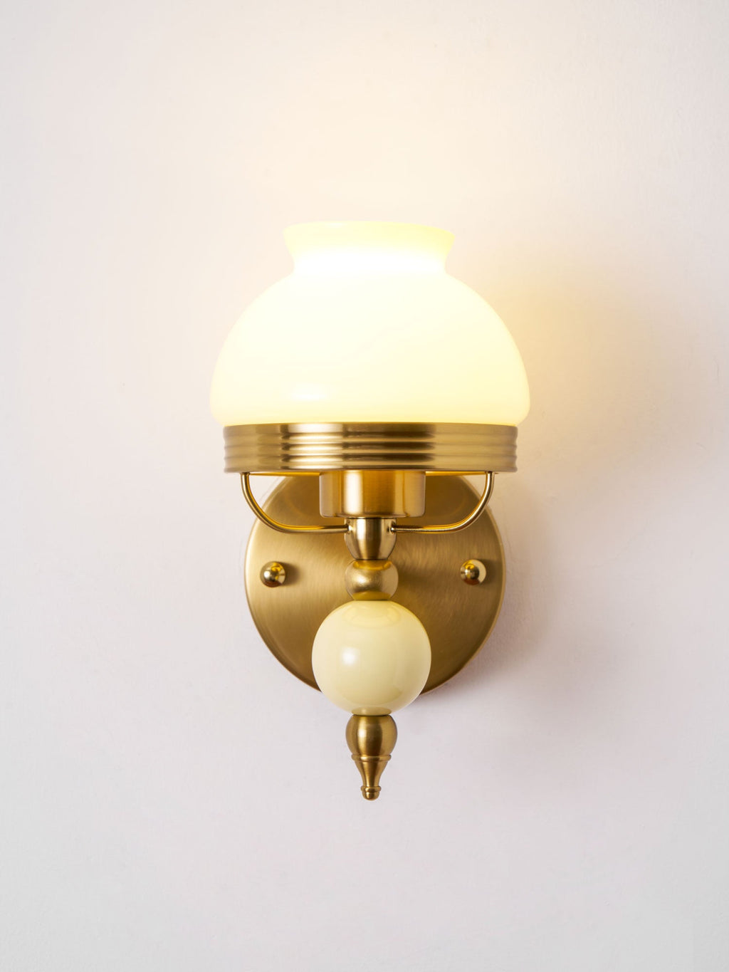 Retro Yuna Wall Lamp