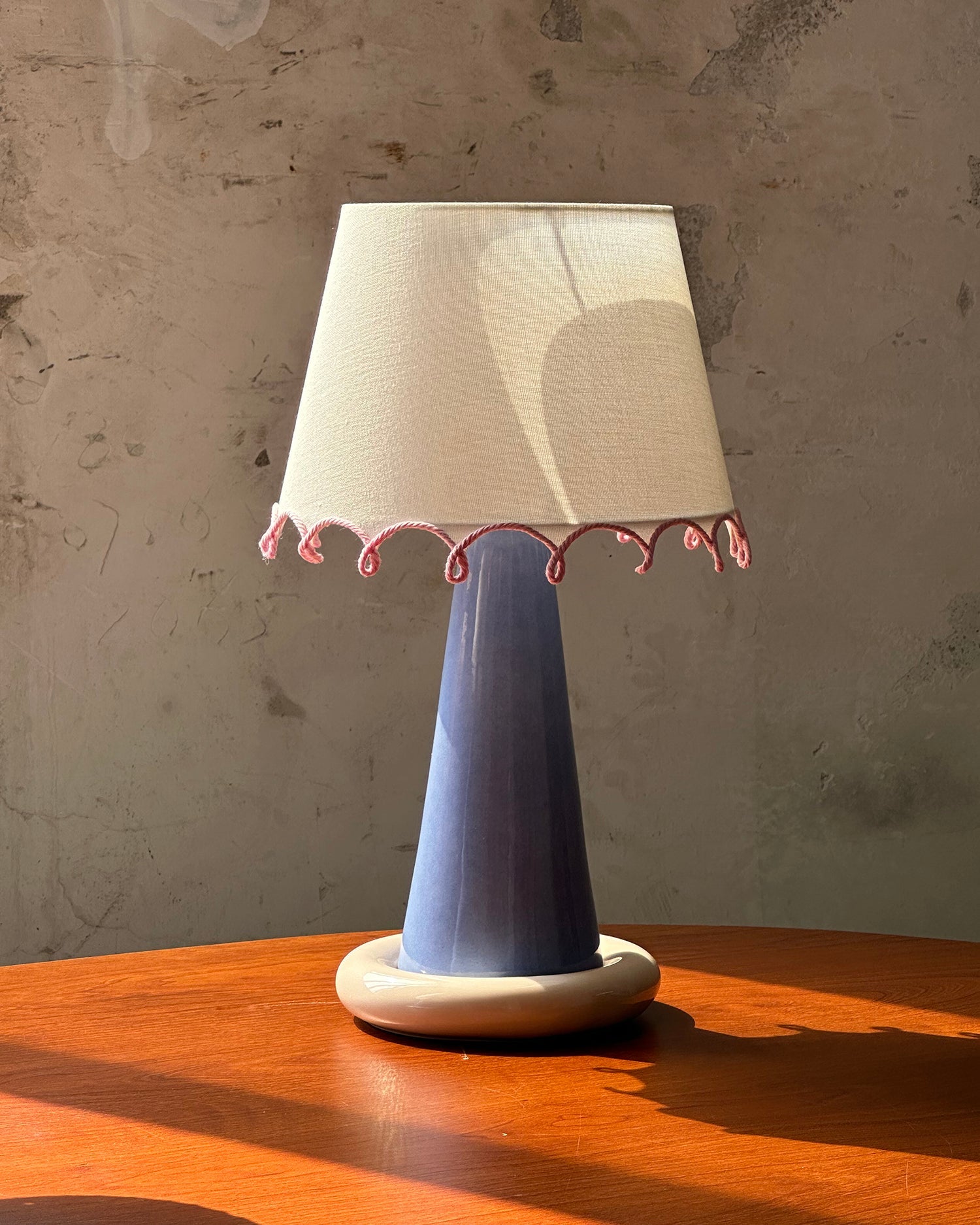 Ribbon Table Lamp