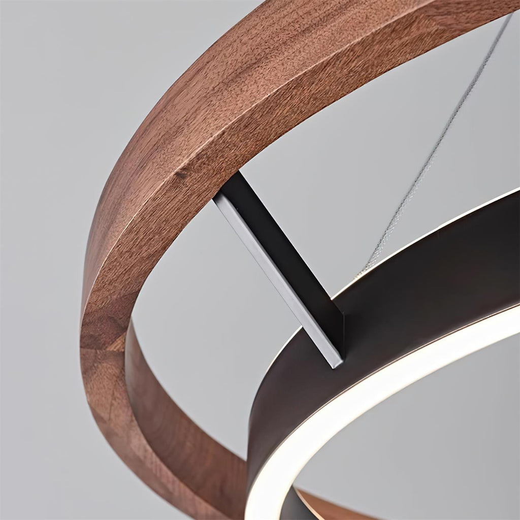 Ringora Chandelier
