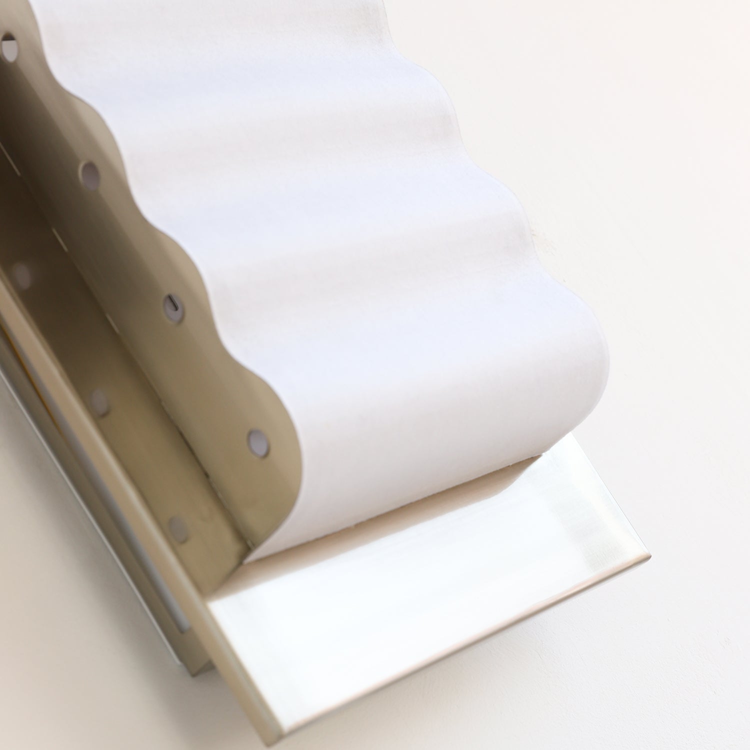 Ripple Edge Wall Lamp