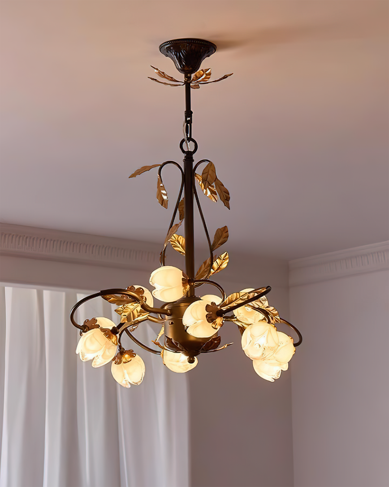 Romantic Giulia Chandelier