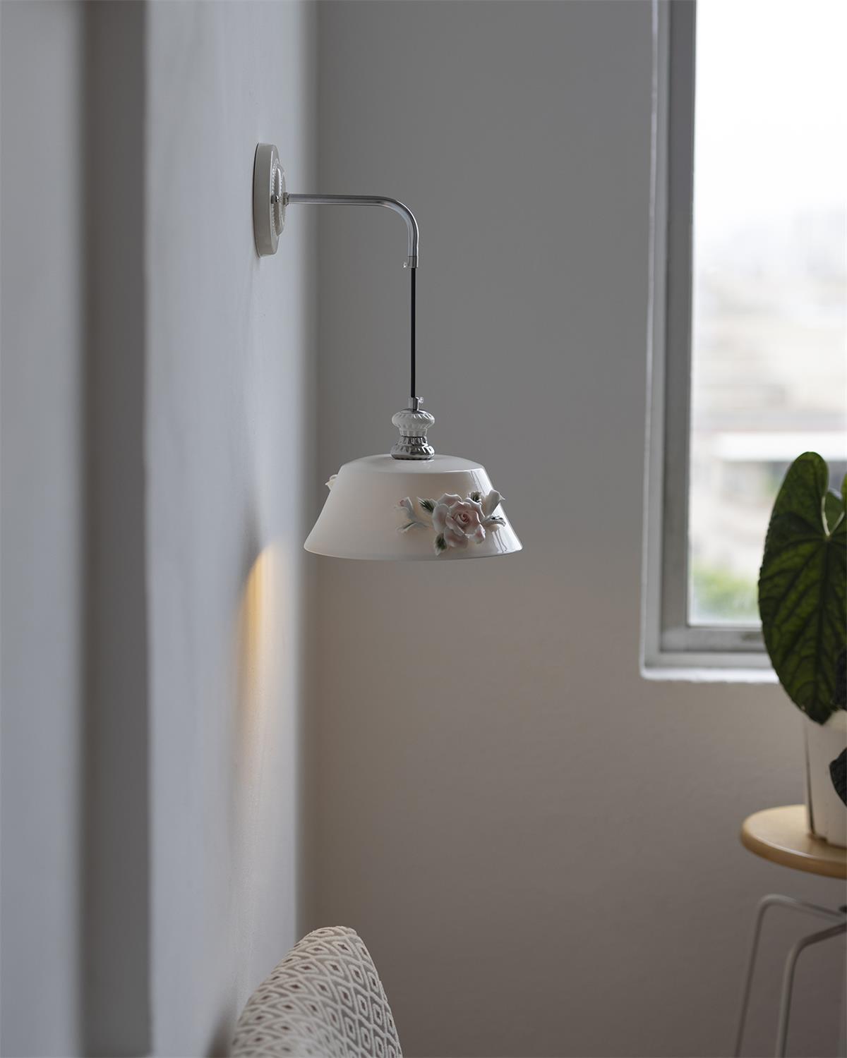 Roselune Wall Lamp