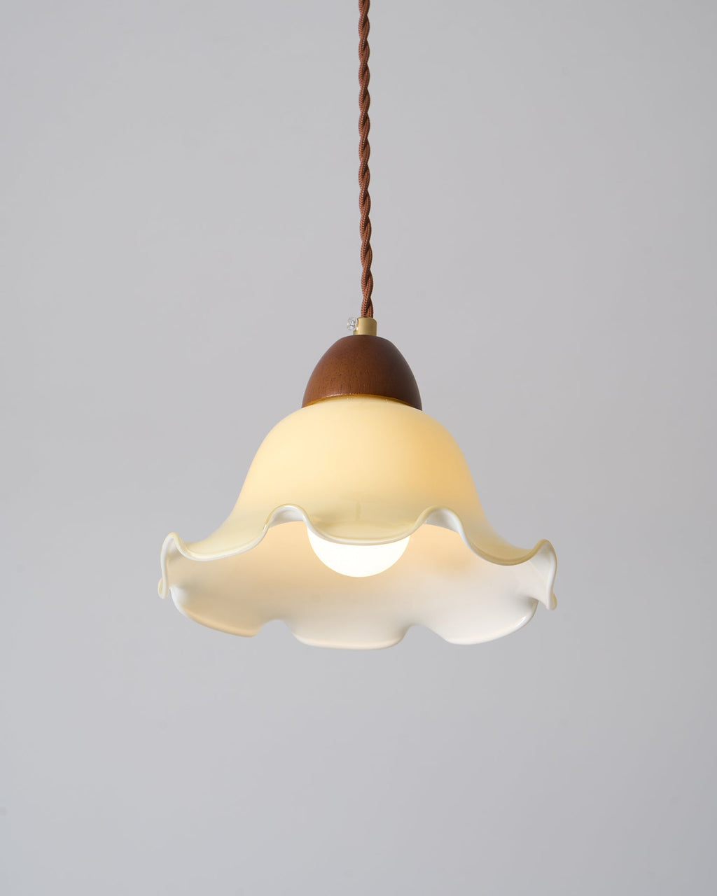 Rowan Flower Pendant Lamp