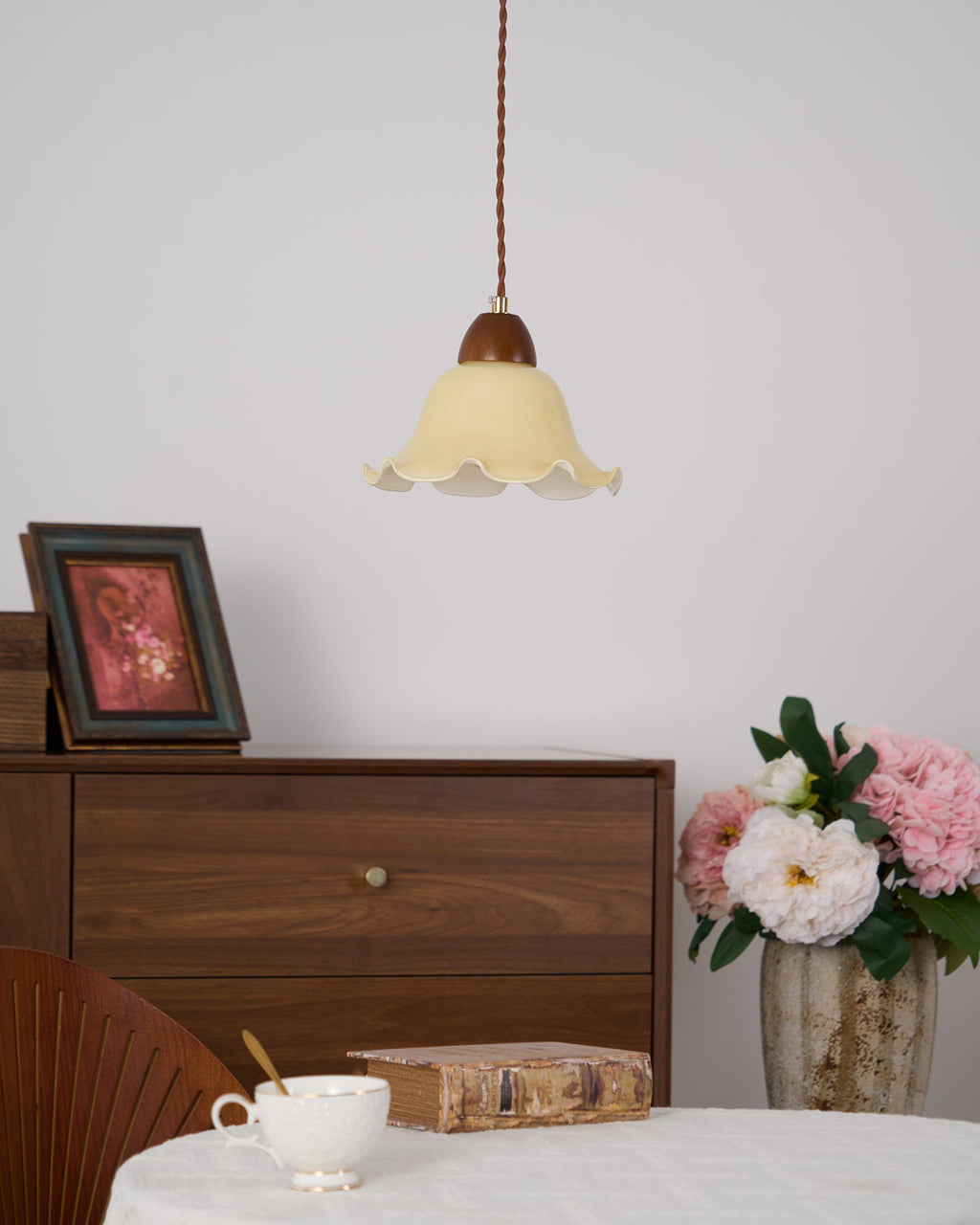 Rowan Flower Pendant Lamp