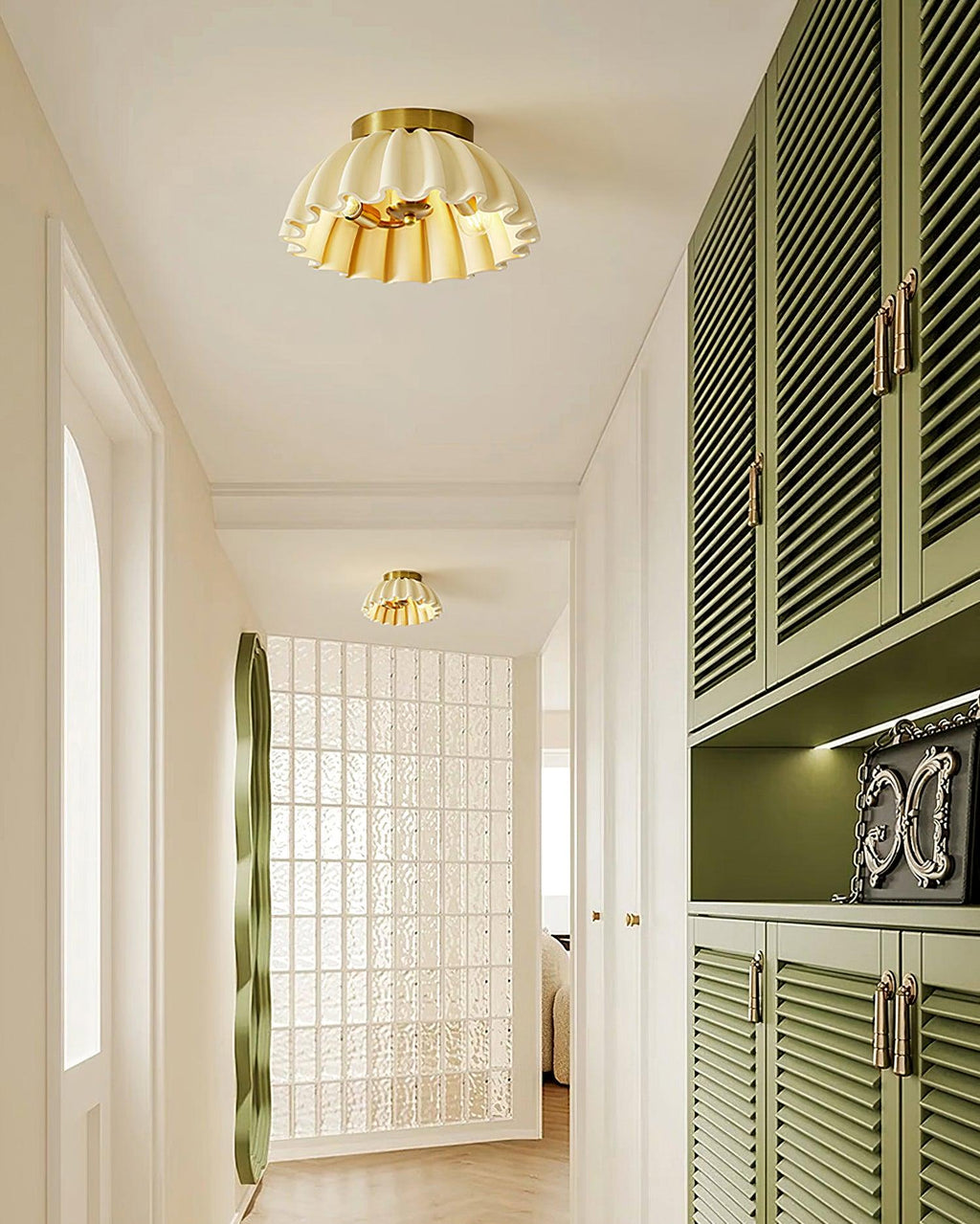 Ruffle Ceiling Light