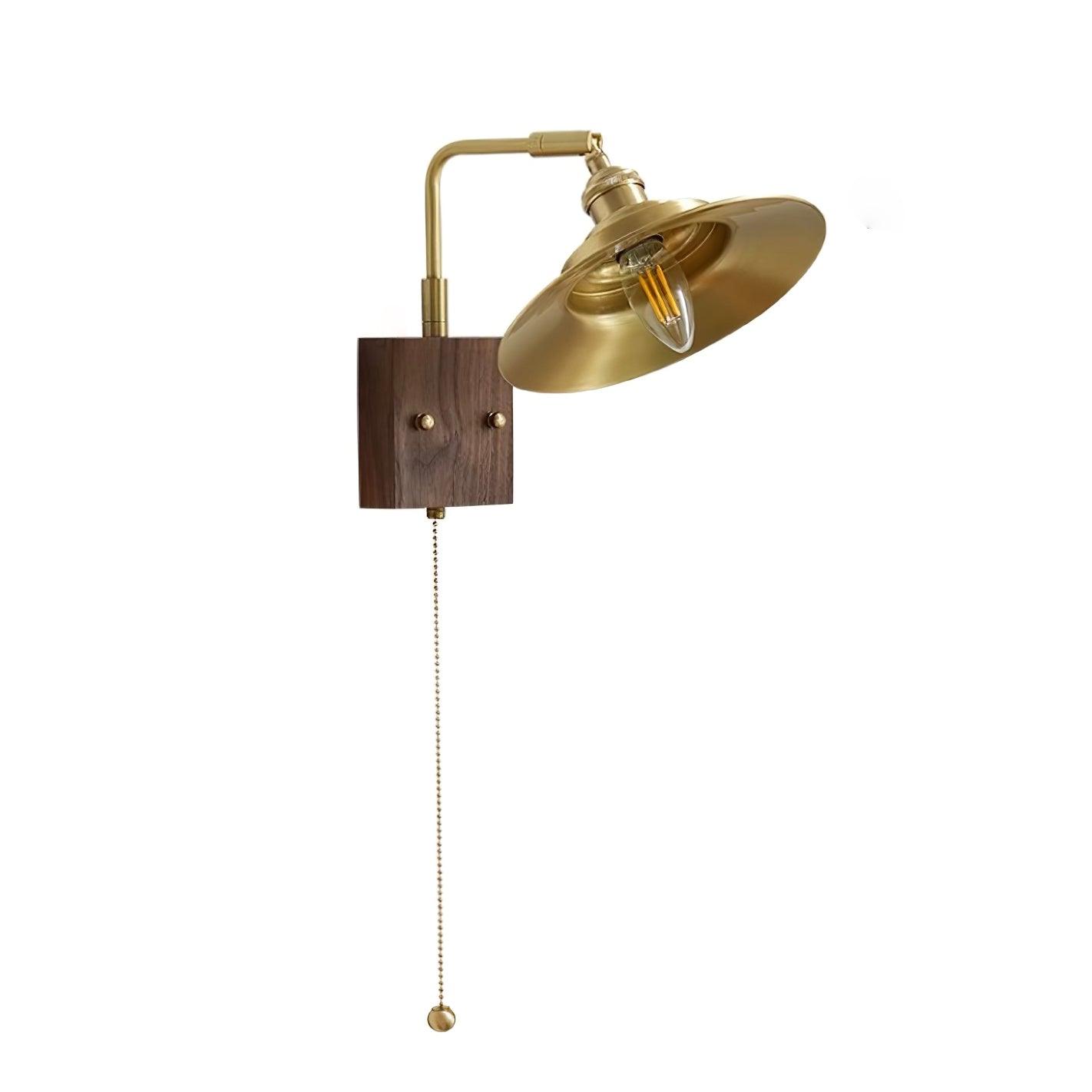 Runia Brass Wall Lamp