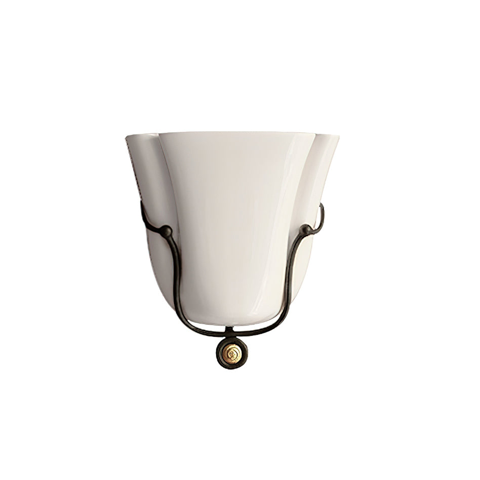 Saba Wall Lamp