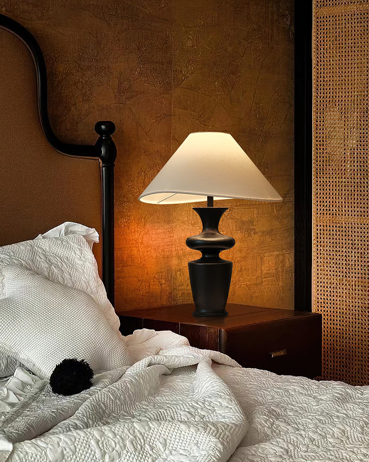 Salento Wood Table Lamp