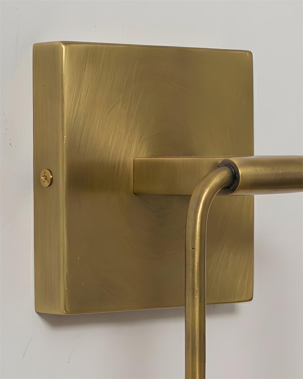 Selmora Wall Lamp