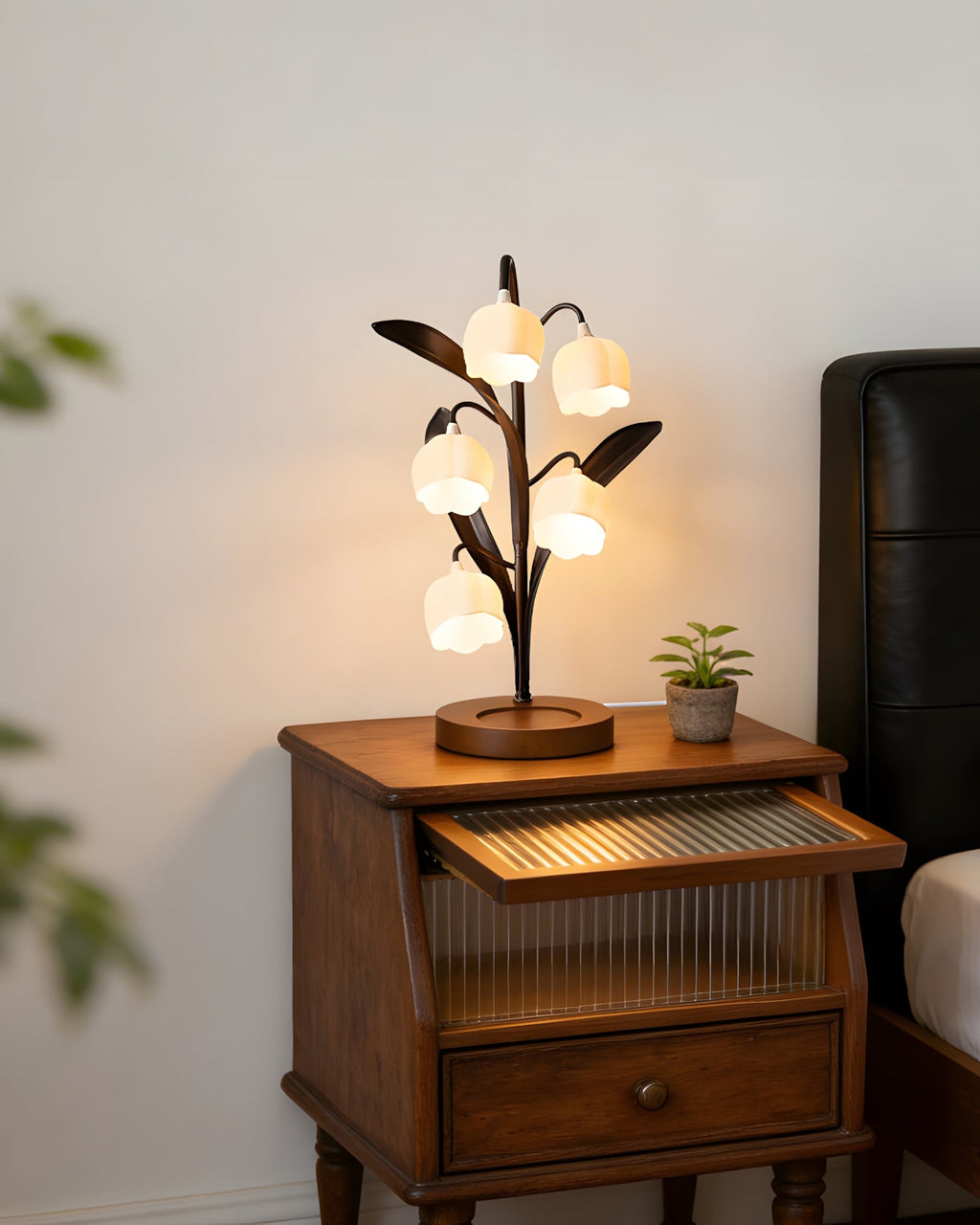 Selora Table Lamp