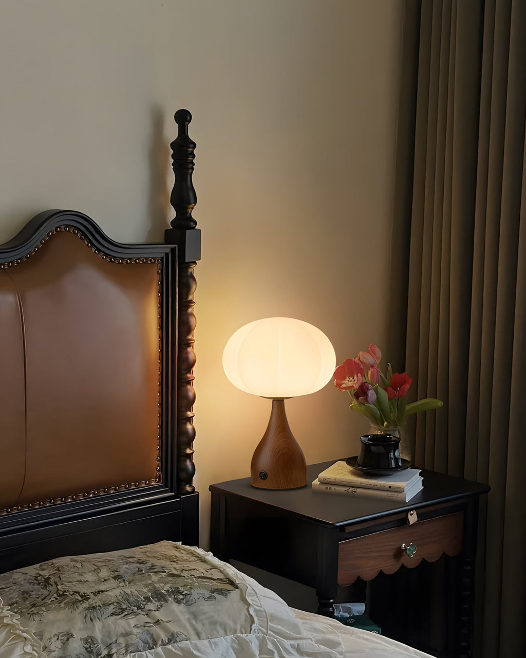 Seluna Table Lamp