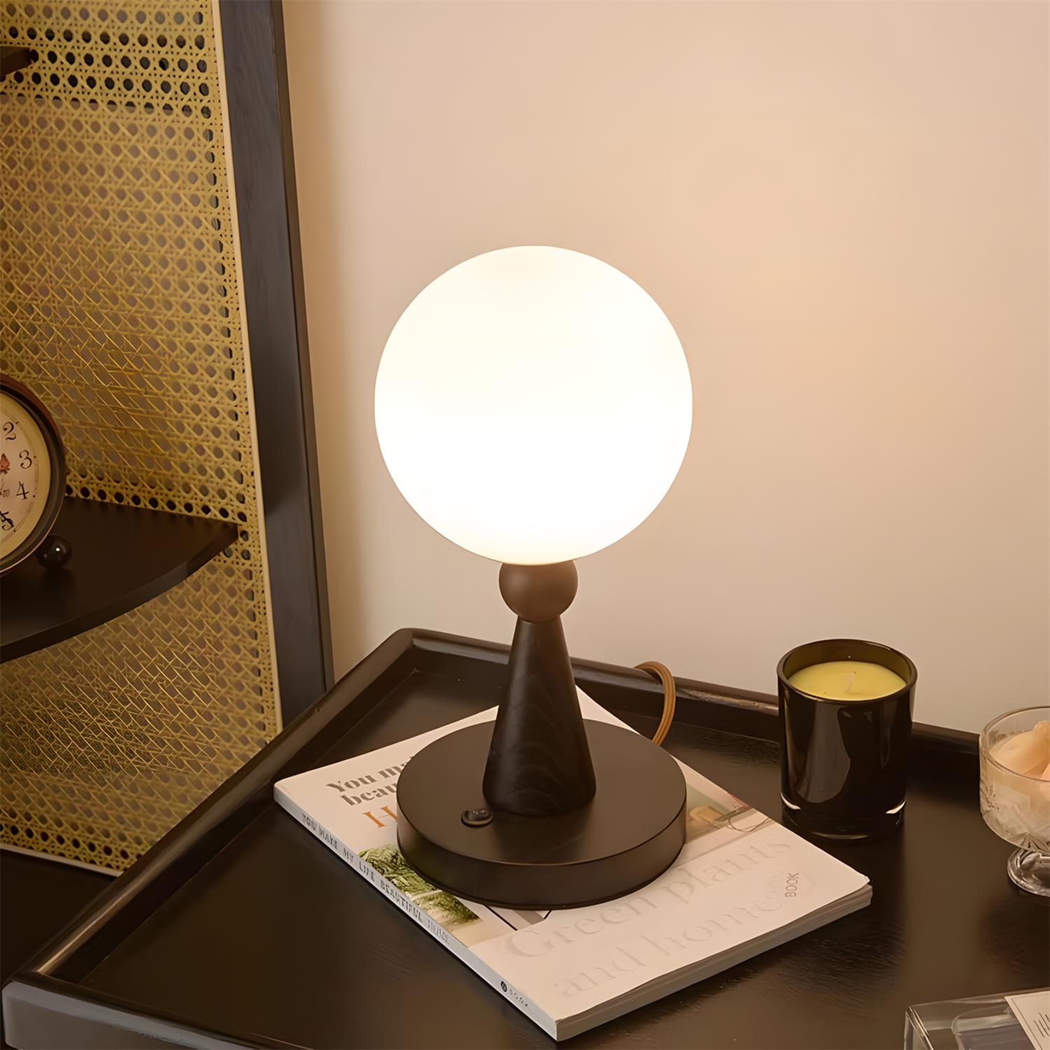 Seluna Table Lamp