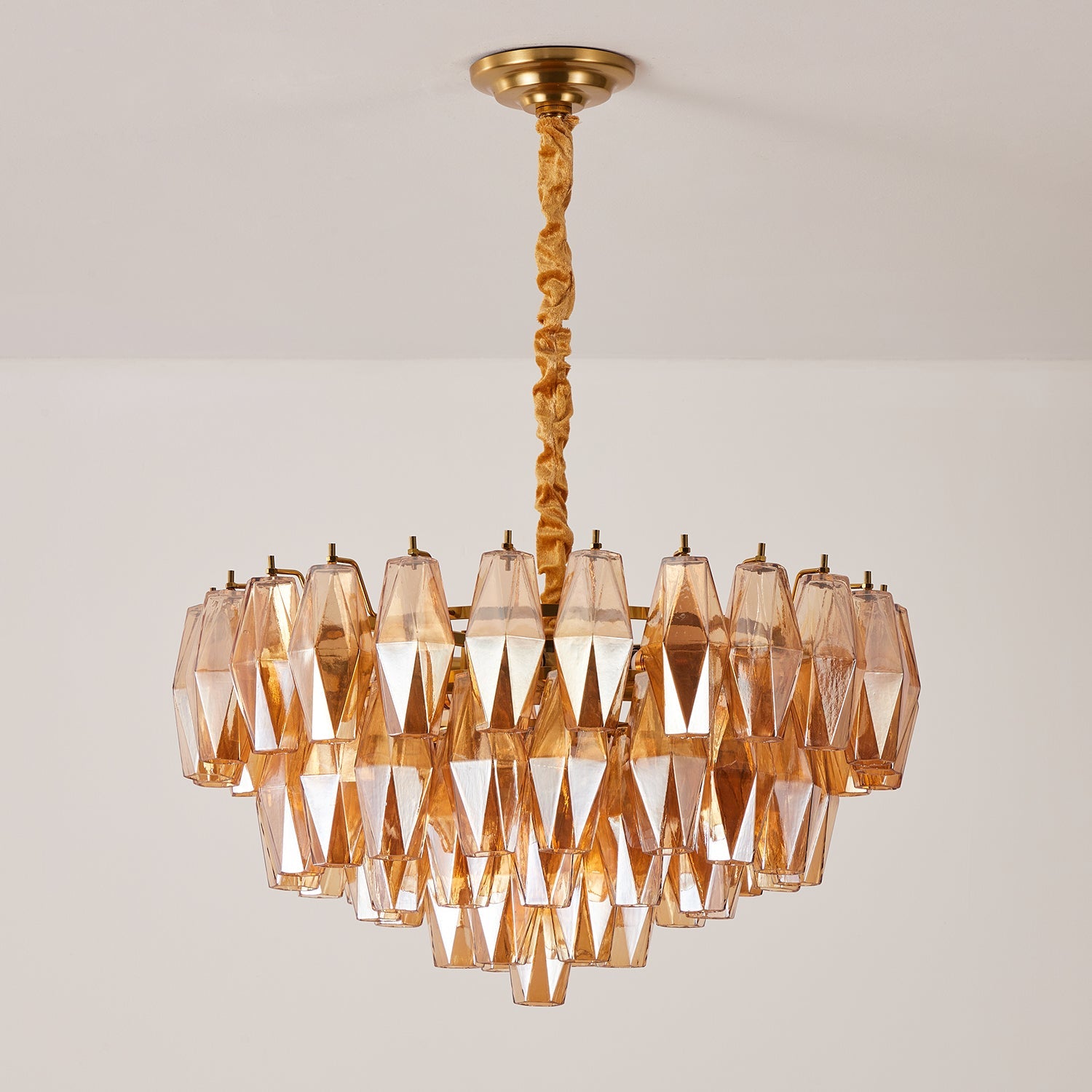 Selvara Chandelier