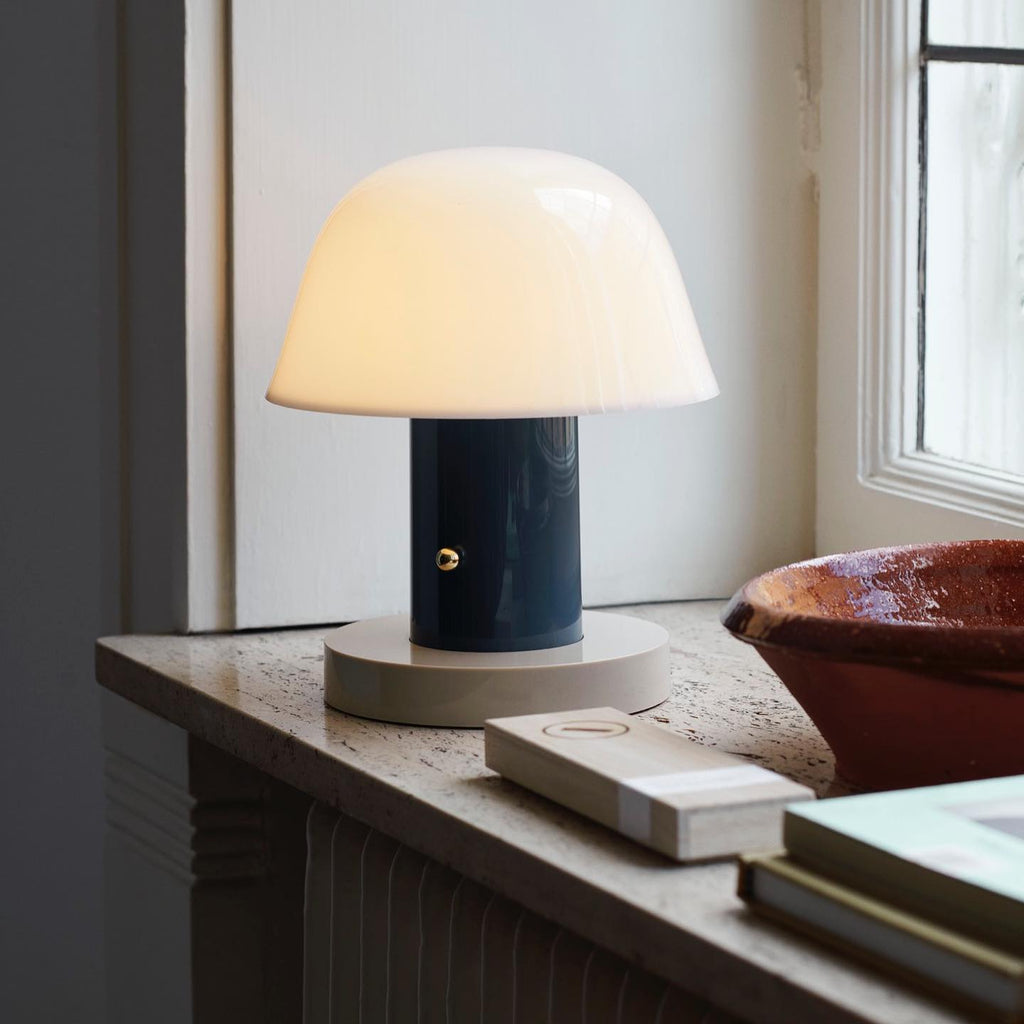 Touch Charge Mushroom Lamp