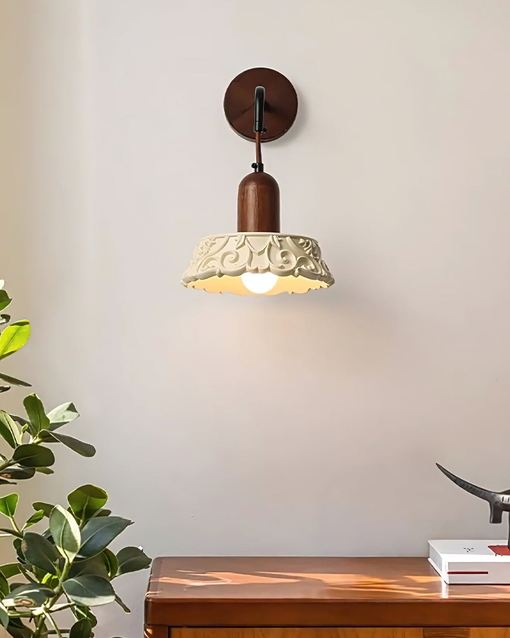 Shana Wall Lamp