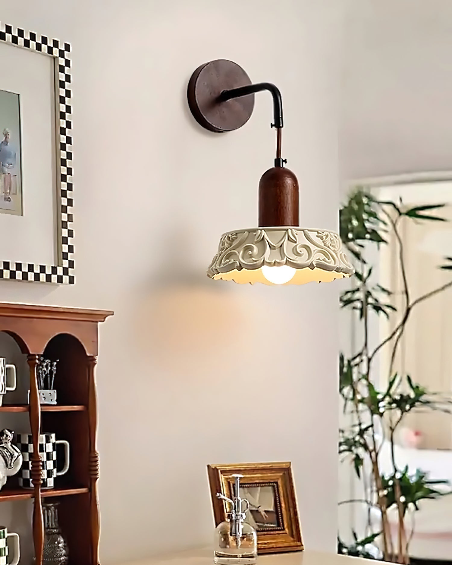 Shana Wall Lamp
