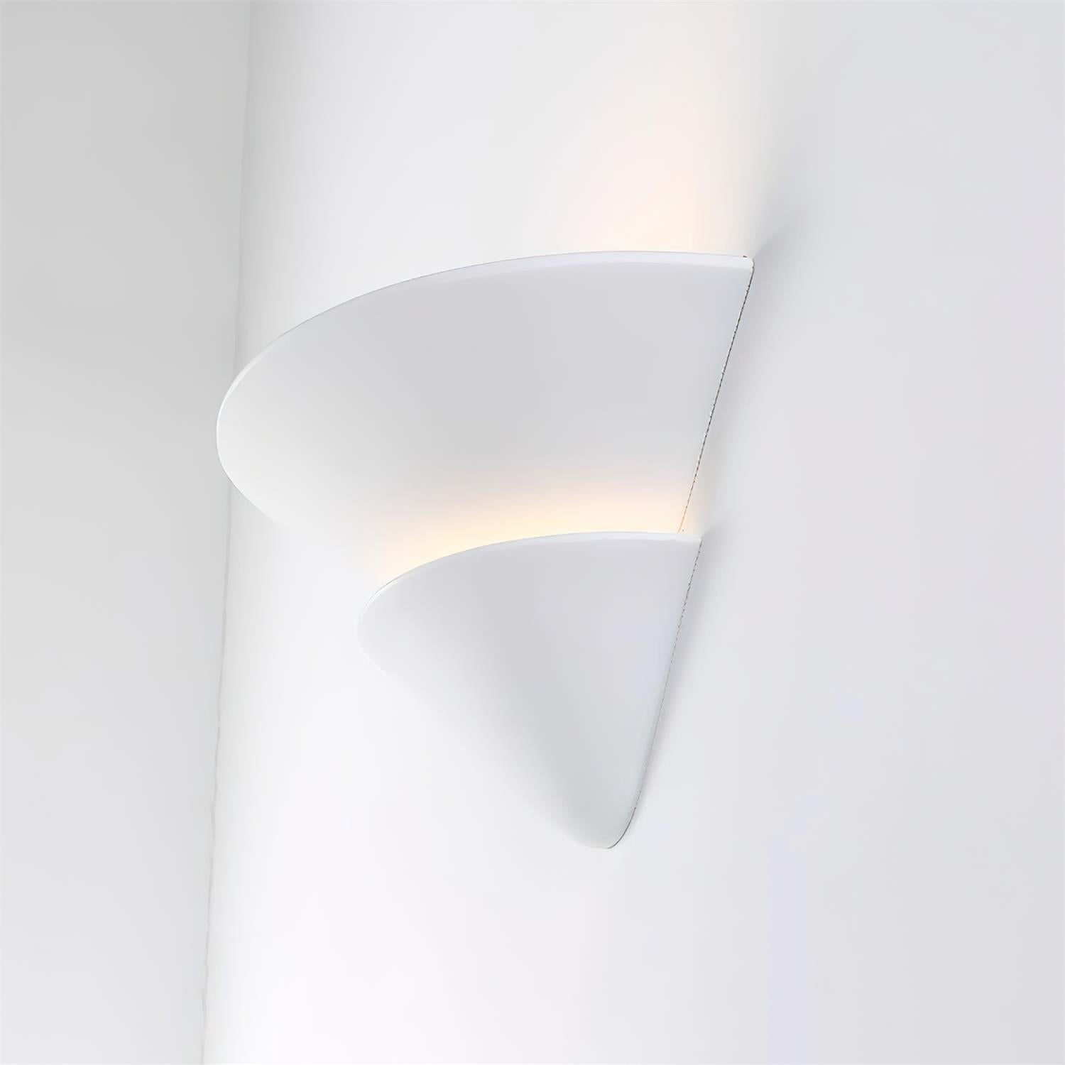Shellora Wall Lamp