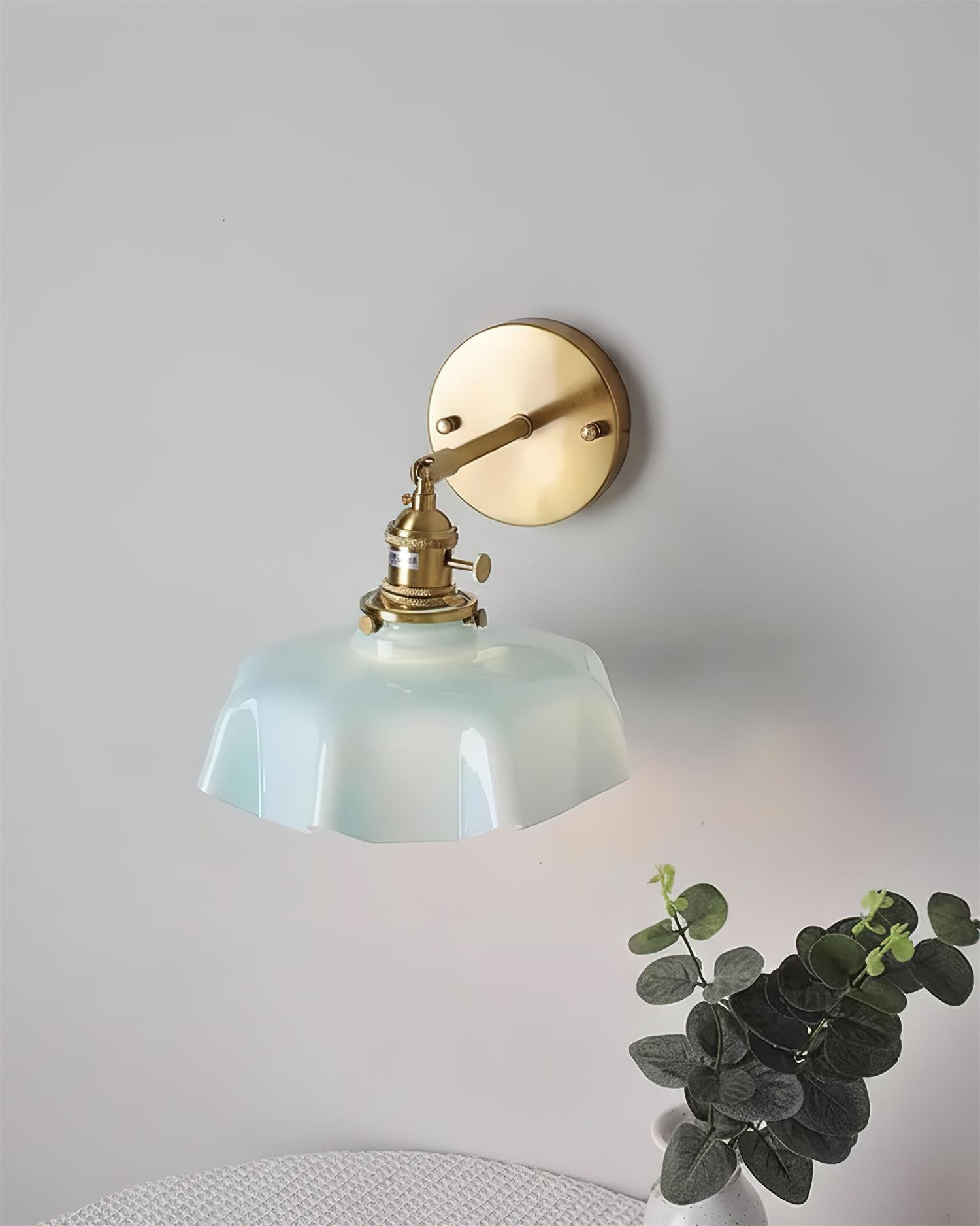 Skirted Ripple Wall Lamp