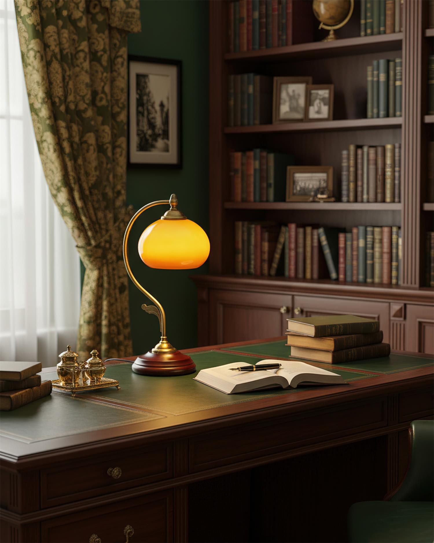 Solenne Table Lamp