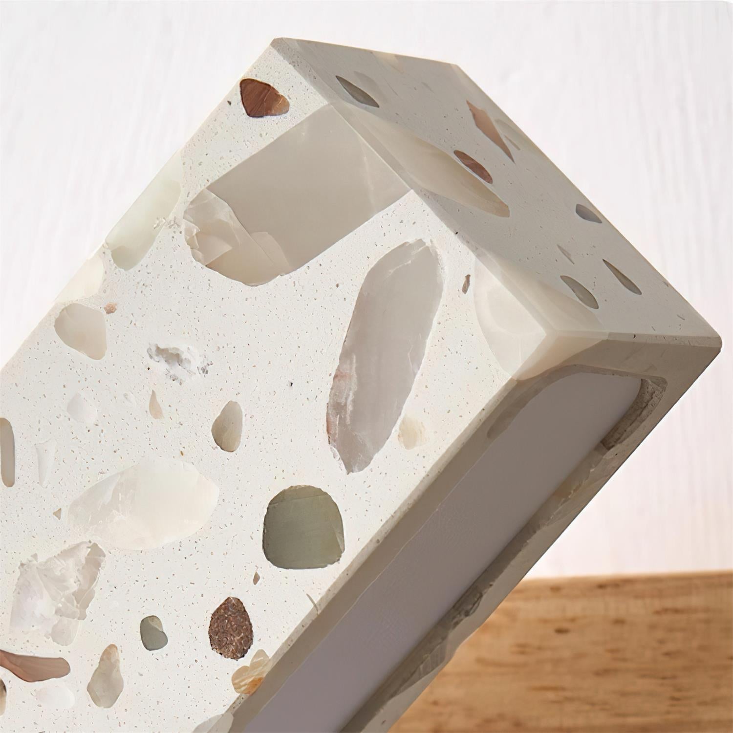 Soltera Wall Lamp